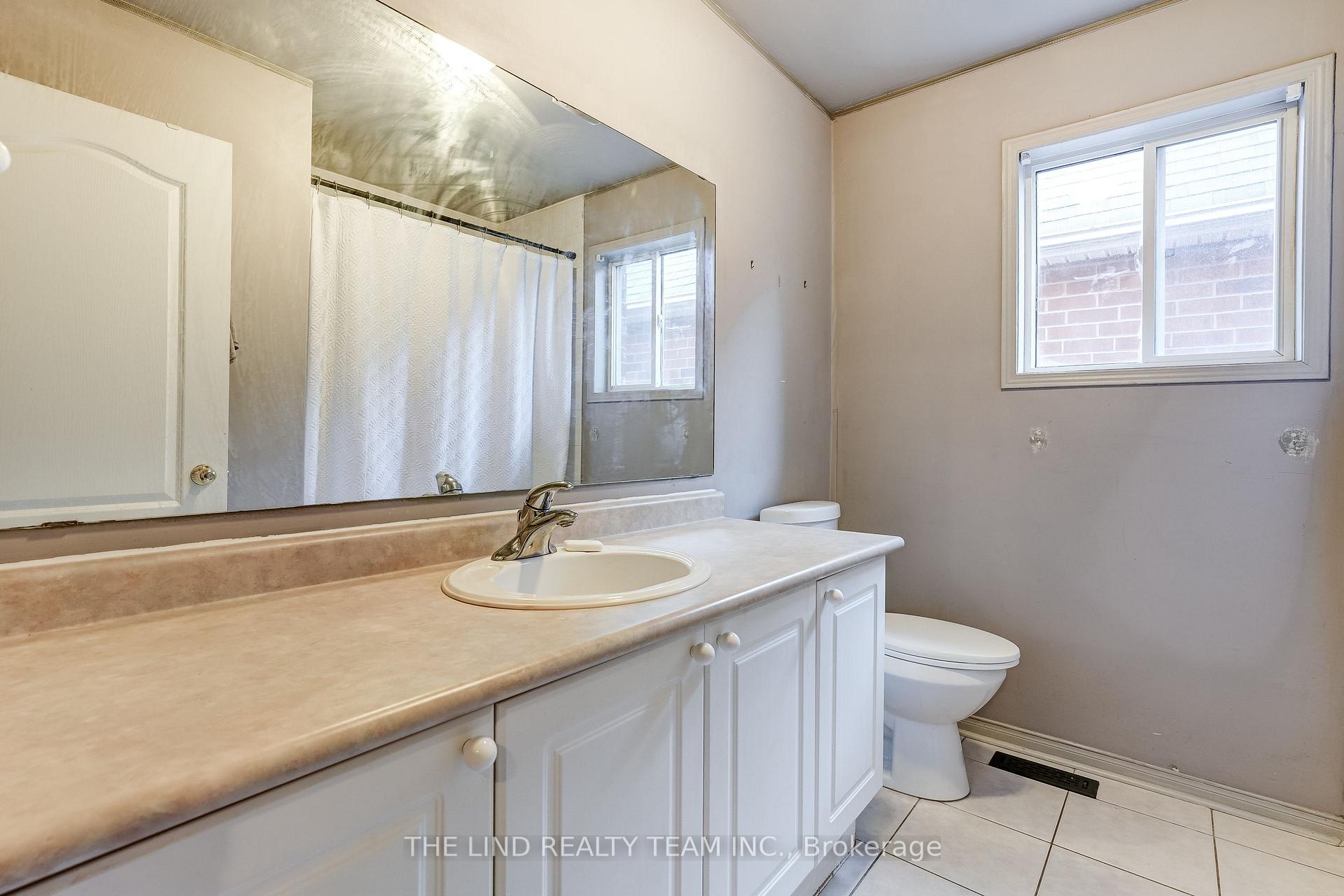 Photo 26 of 29 Tuscana Boulevard, Vaughan, Patterson — HOMEH