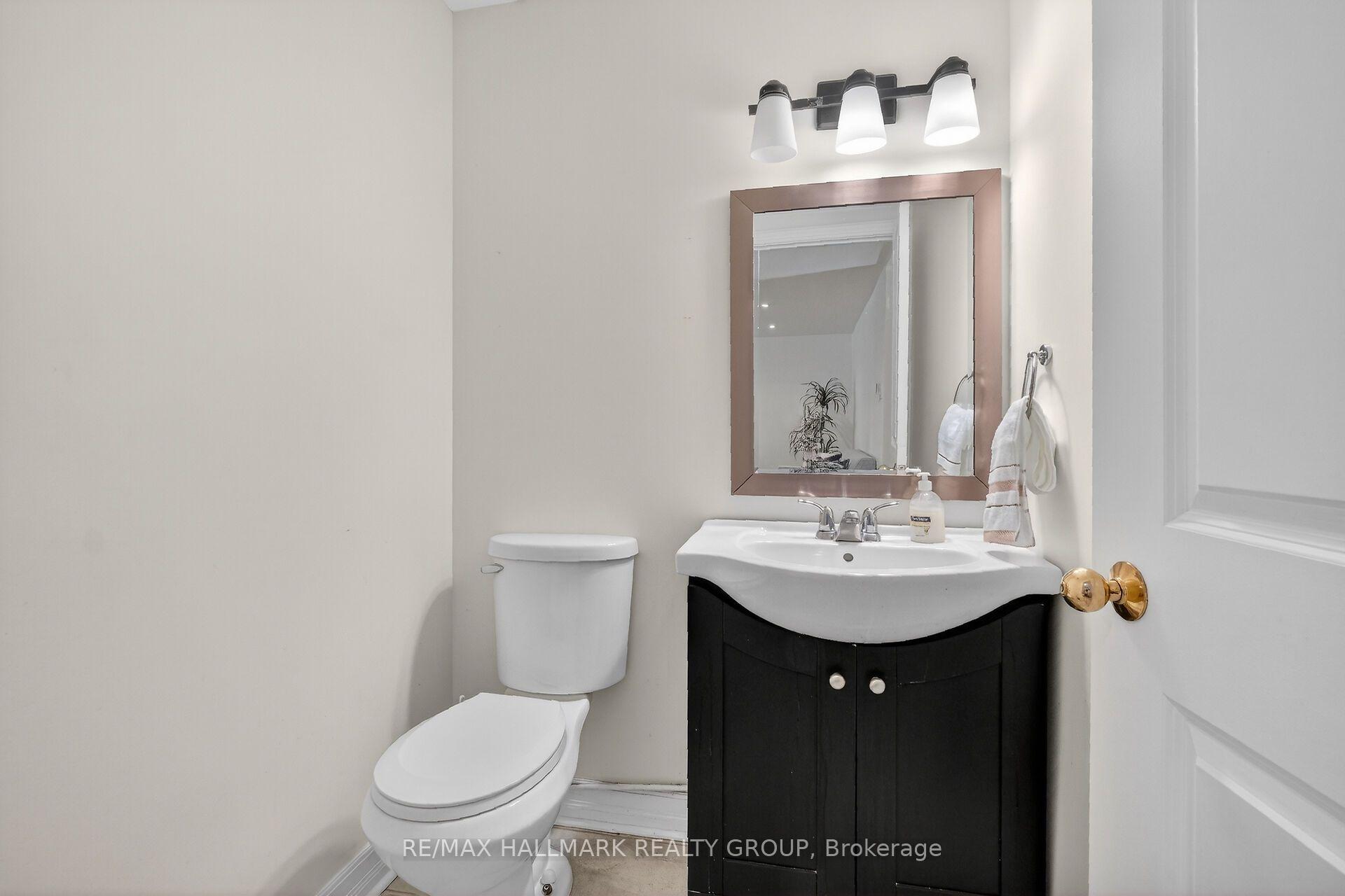 Photo 20 of Unit D, 3 Birchdale Avenue, Ottawa, Bayshore — HOMEH
