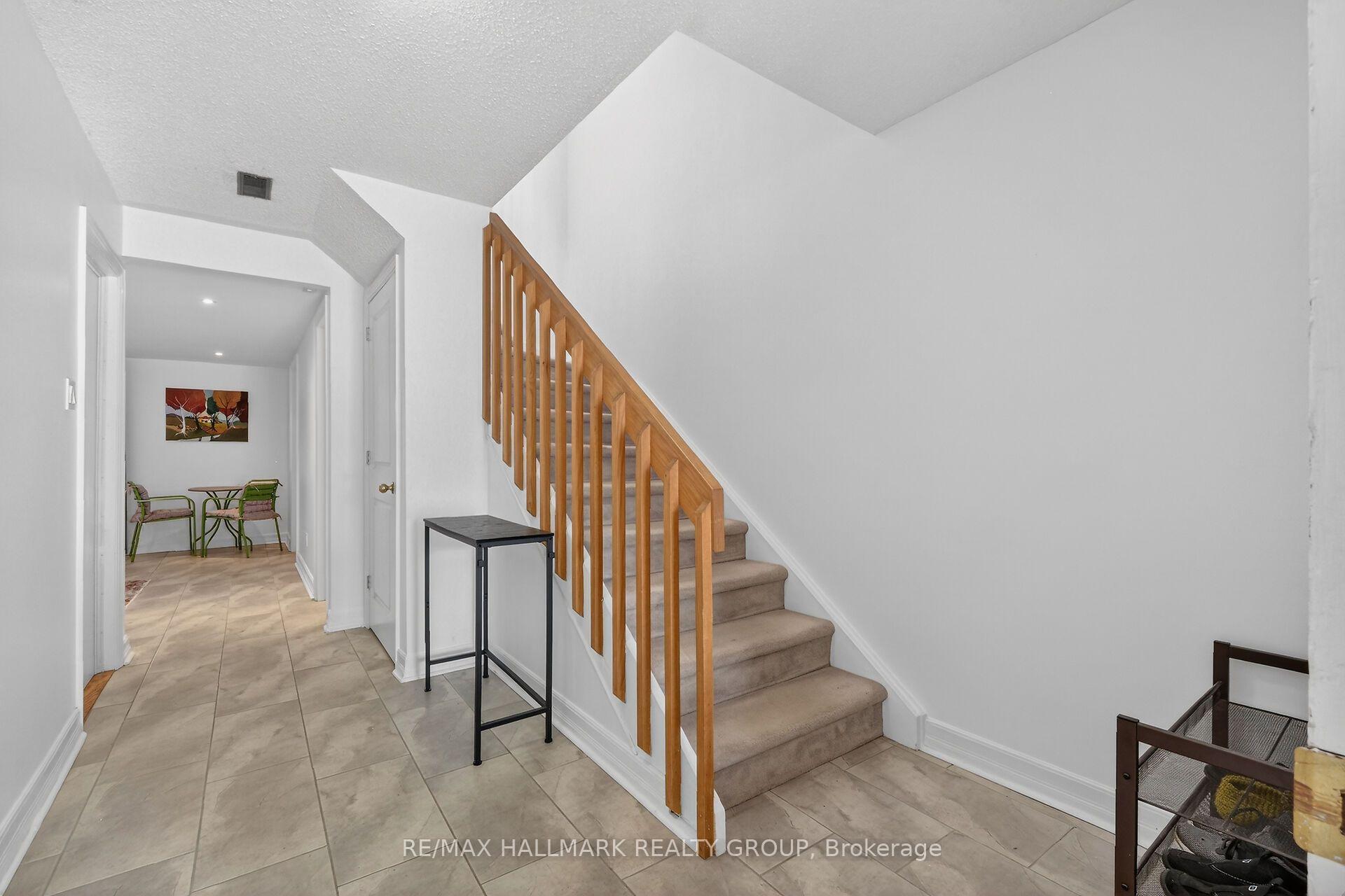 Photo 21 of Unit D, 3 Birchdale Avenue, Ottawa, Bayshore — HOMEH