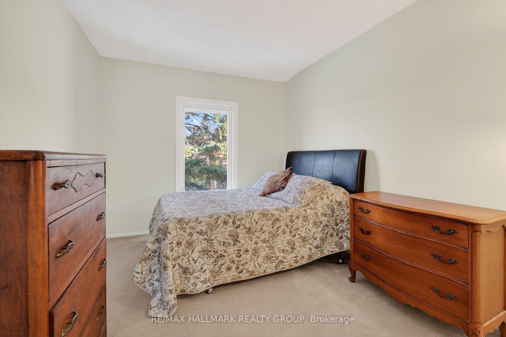 Photo 23 of Unit D, 3 Birchdale Avenue, Ottawa, Bayshore — HOMEH