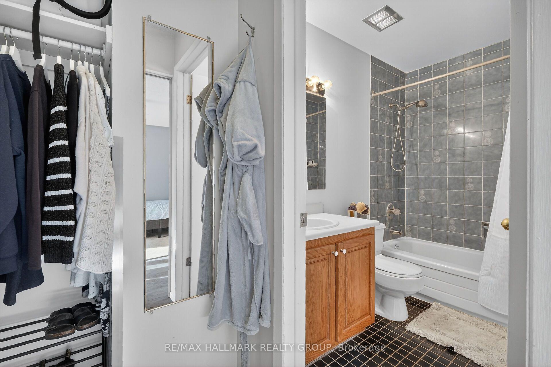Photo 26 of Unit D, 3 Birchdale Avenue, Ottawa, Bayshore — HOMEH