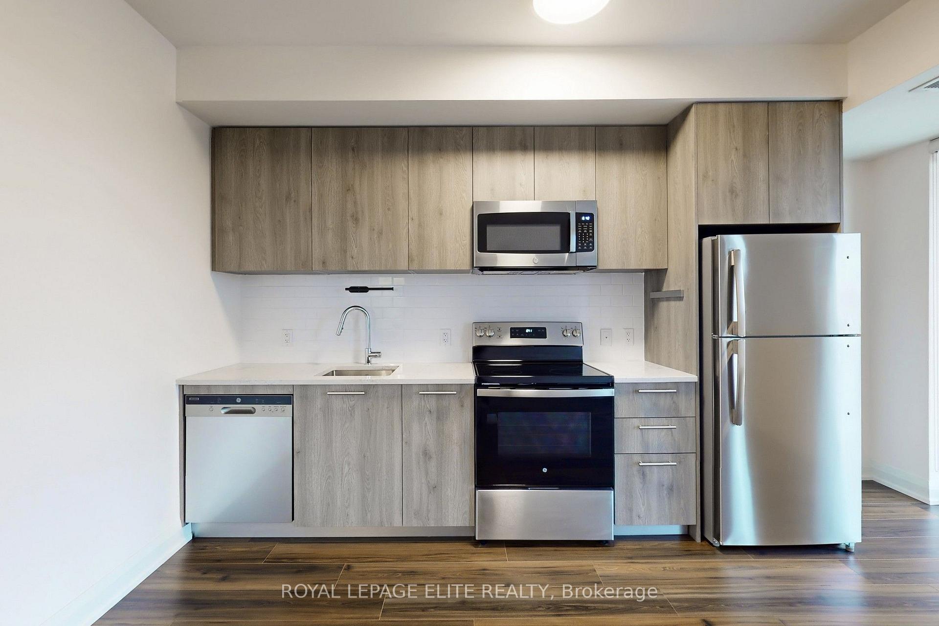Photo 17 of Unit 313, 101 Cathedral High Street S, Markham, Cathedraltown — HOMEH