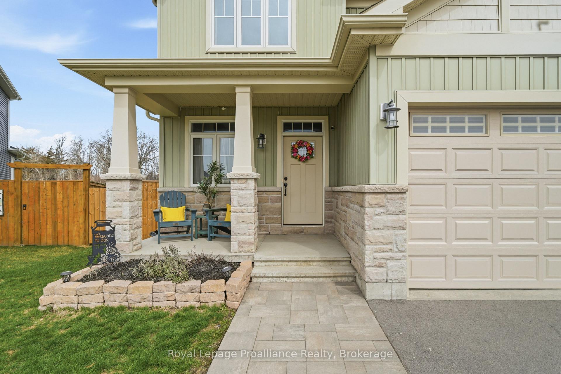 Photo 3 of 38 Redwood Drive, Belleville, Thurlow Ward — HOMEH