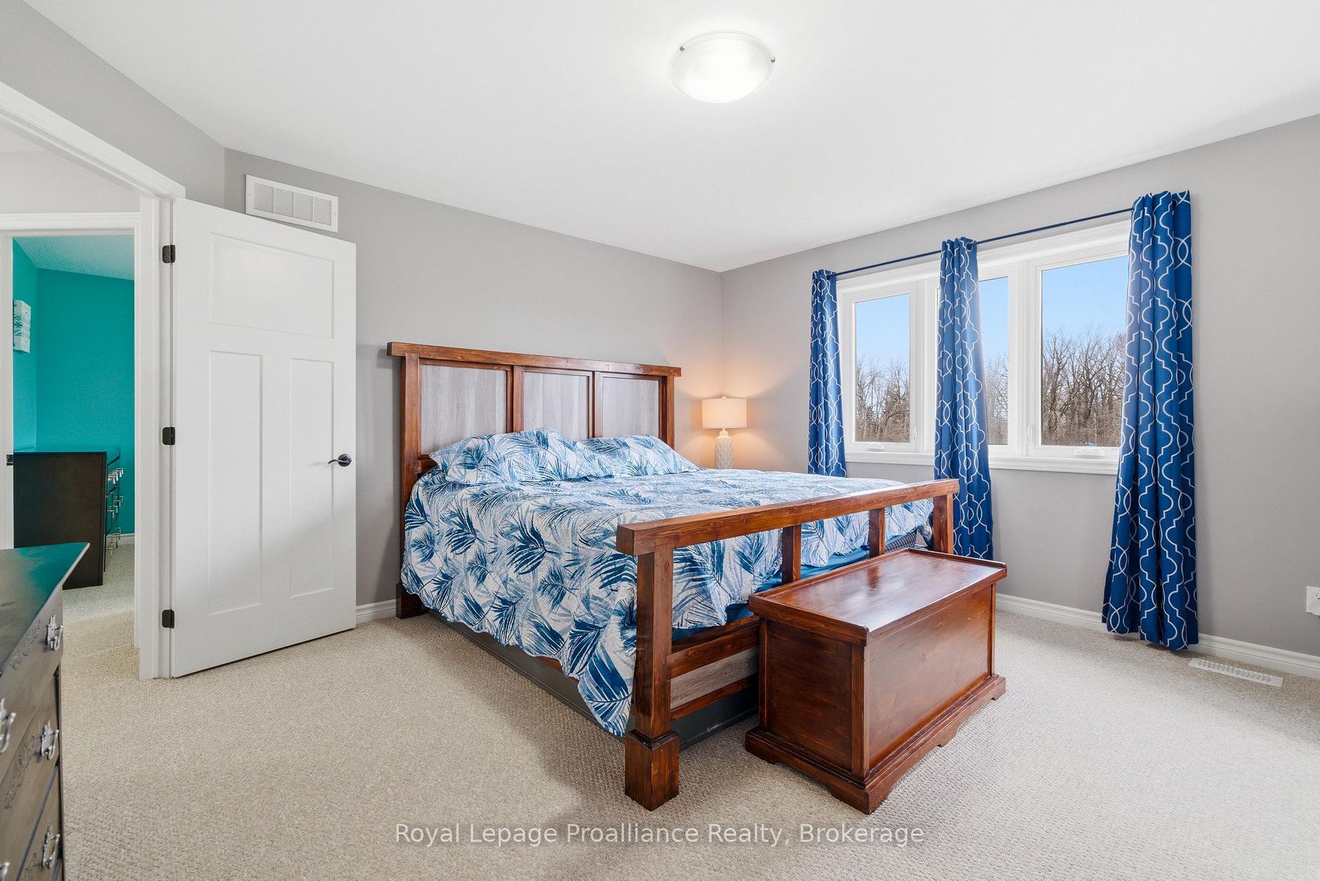 Photo 25 of 38 Redwood Drive, Belleville, Thurlow Ward — HOMEH