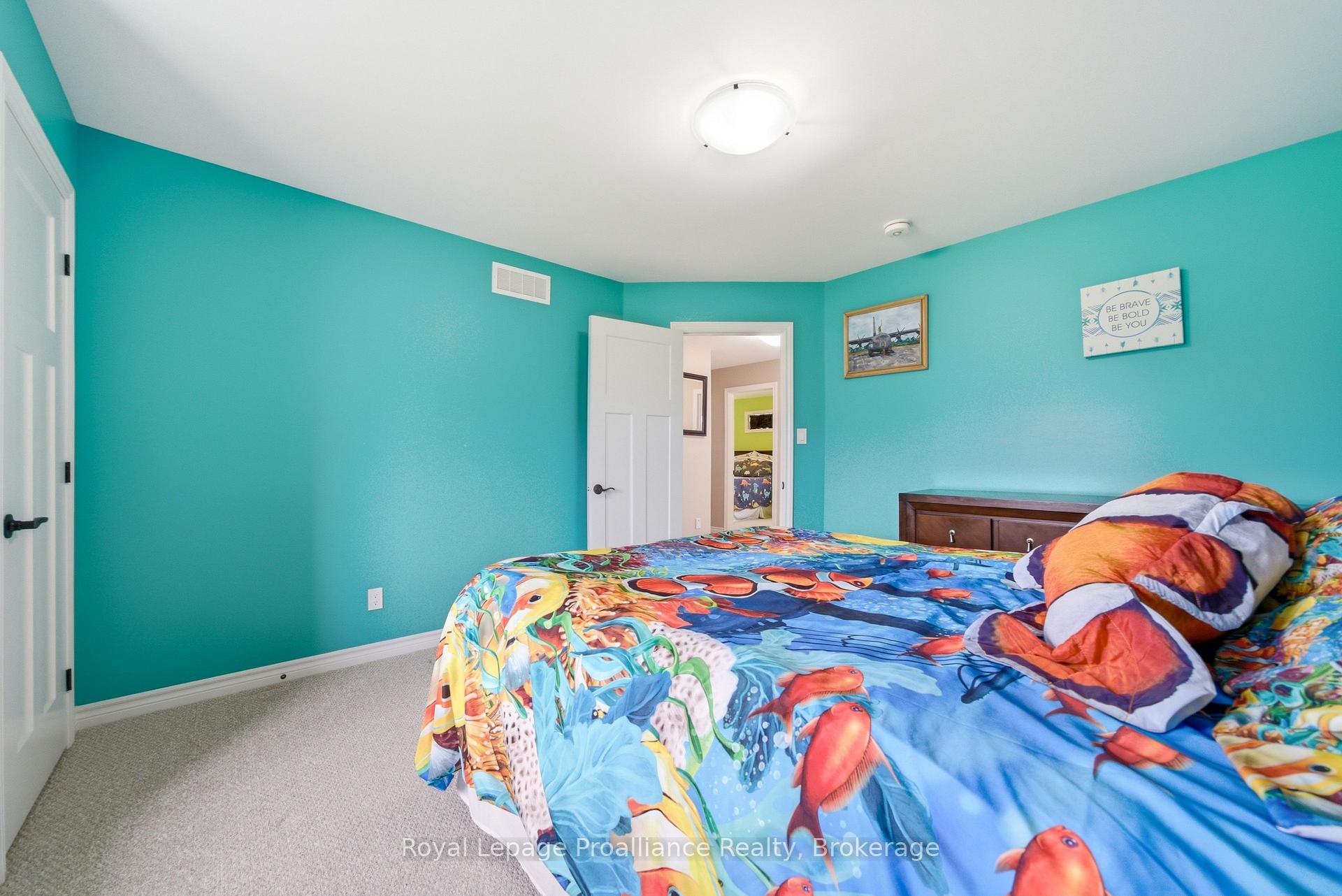 Photo 29 of 38 Redwood Drive, Belleville, Thurlow Ward — HOMEH