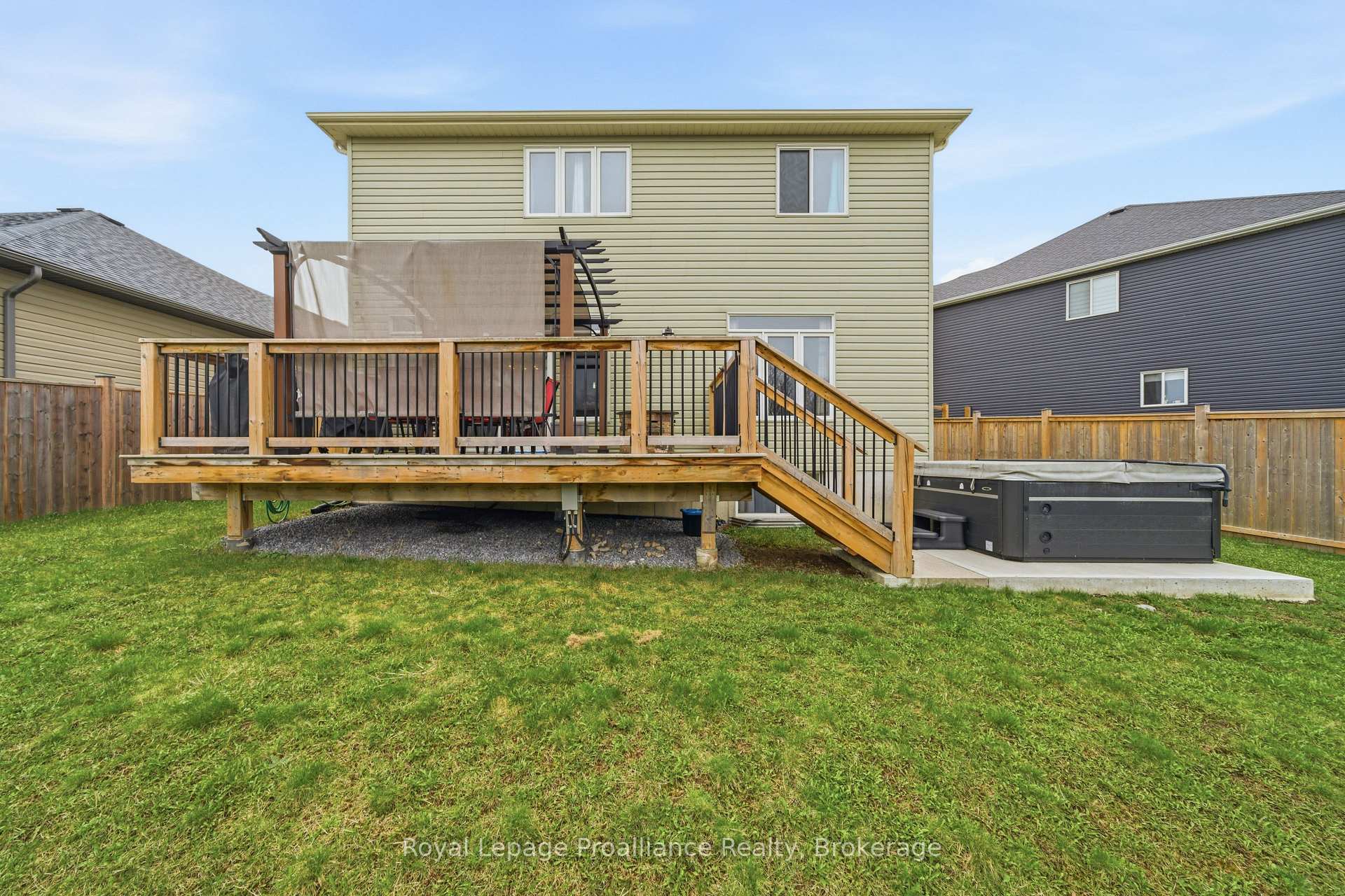 Photo 47 of 38 Redwood Drive, Belleville, Thurlow Ward — HOMEH