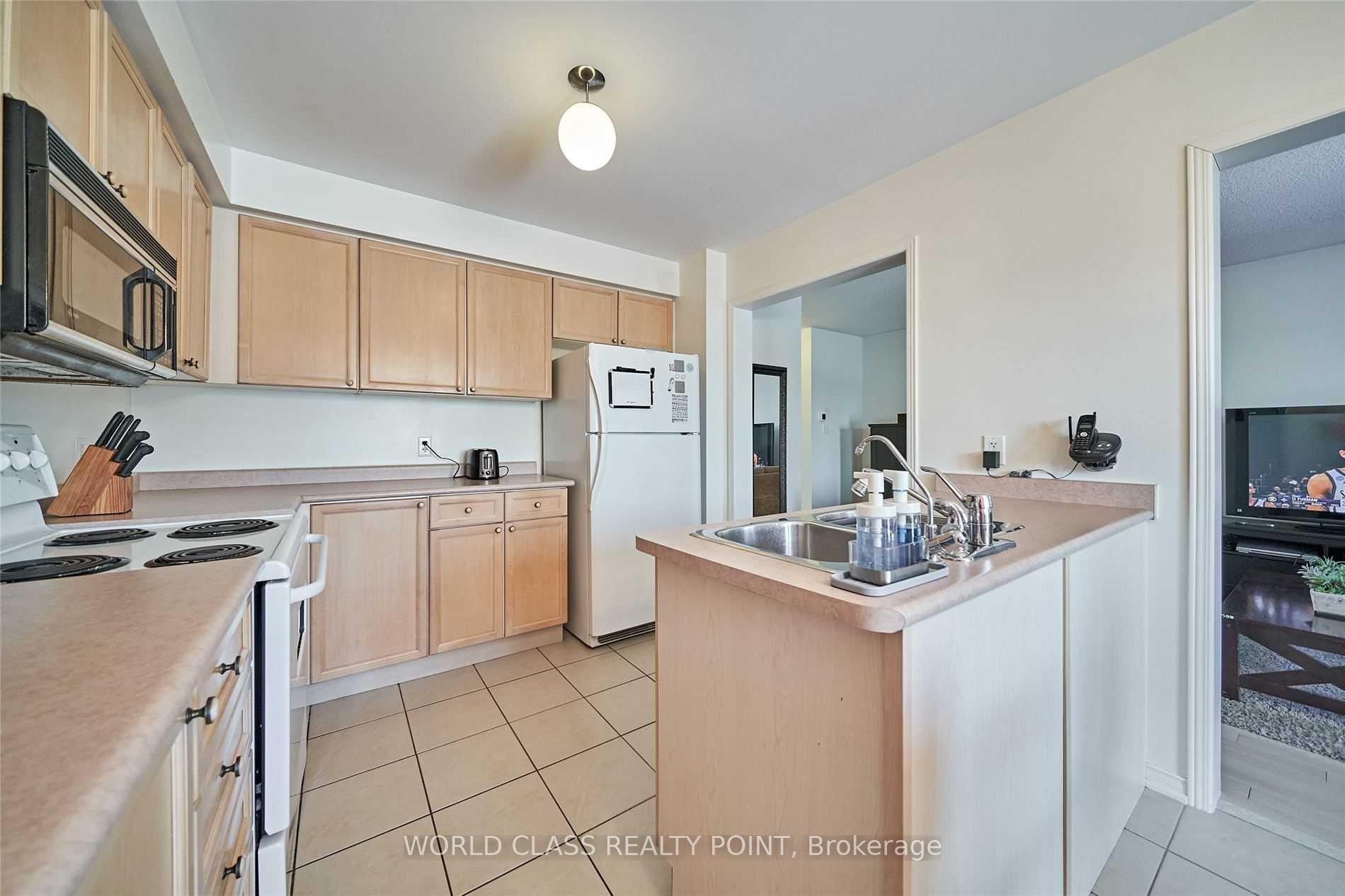 Photo 9 of 38 Tansley Crescent, Ajax, Northeast Ajax — HOMEH