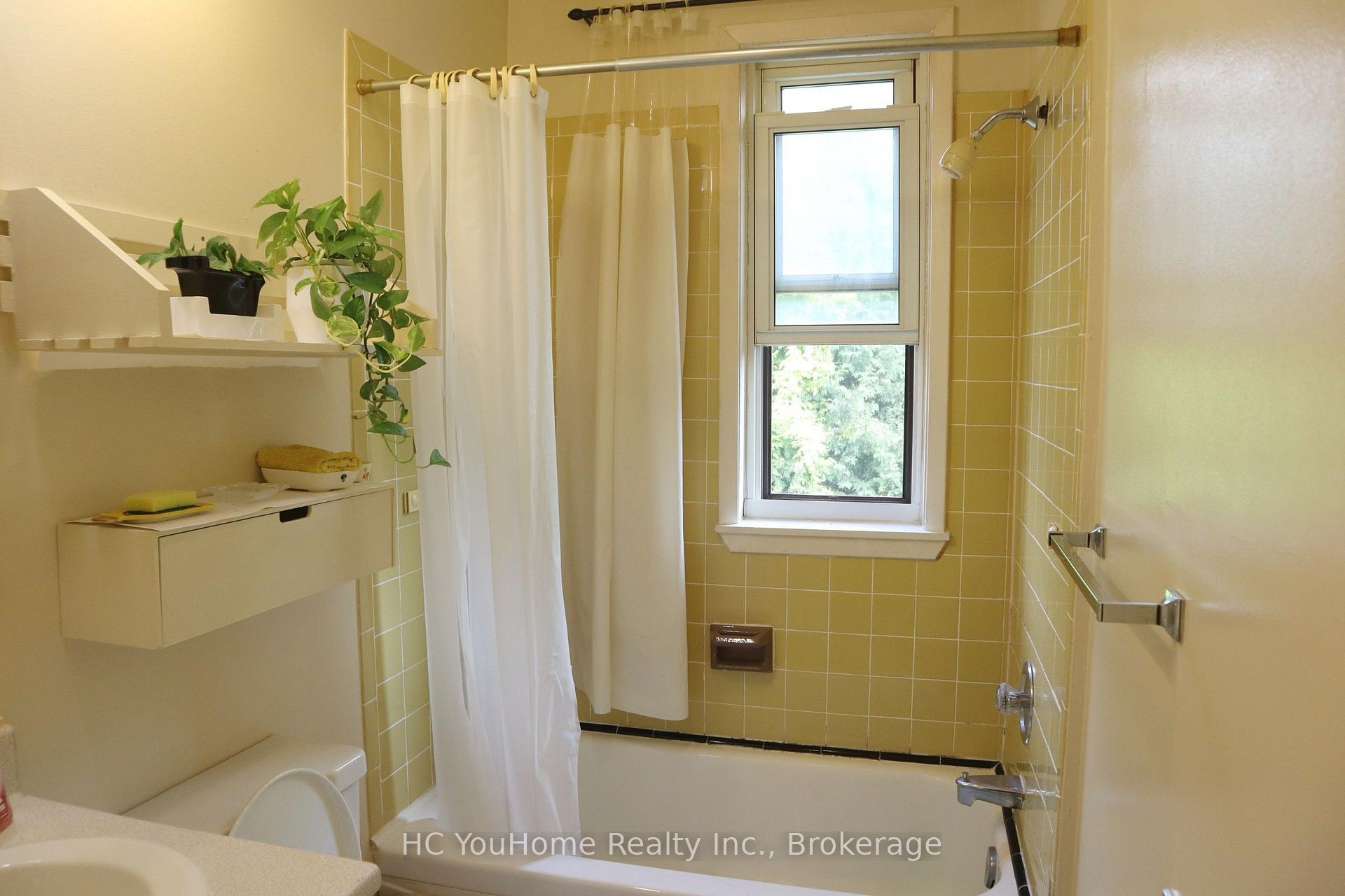Photo 15 of 7 Badgerow Avenue, Toronto, South Riverdale — HOMEH