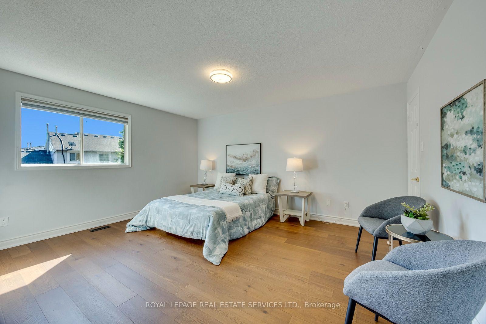 Photo 24 of 6121 Leeside Crescent, Mississauga, Central Erin Mills — HOMEH