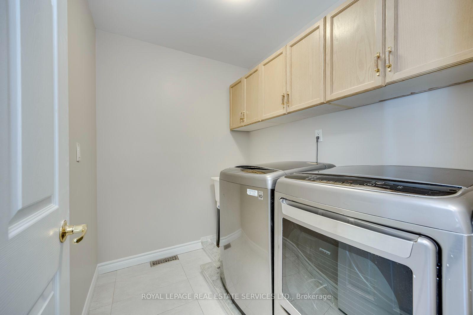 Photo 29 of 6121 Leeside Crescent, Mississauga, Central Erin Mills — HOMEH