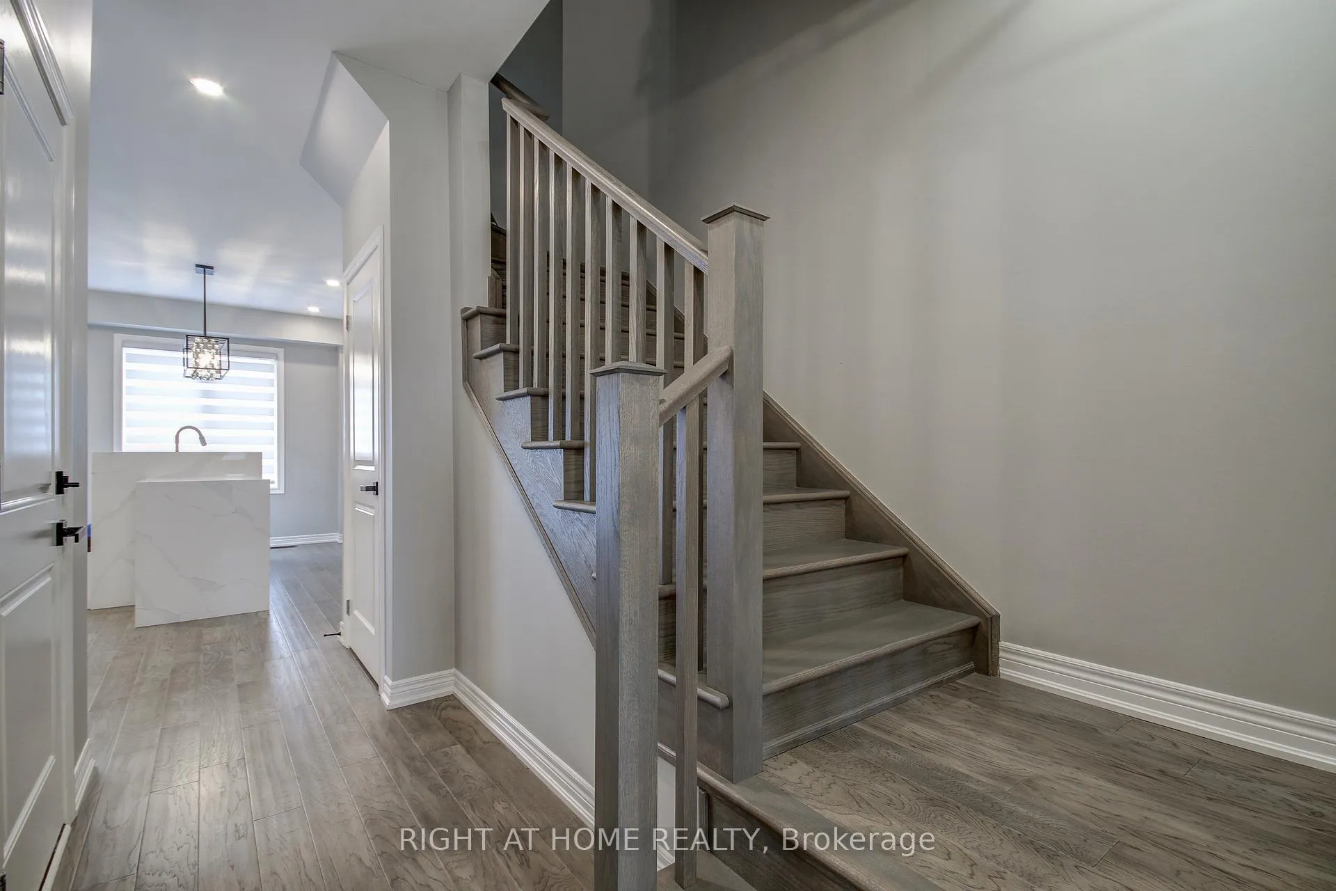 Photo 7 of 35 Genoa Drive, Hamilton, Ryckmans — HOMEH