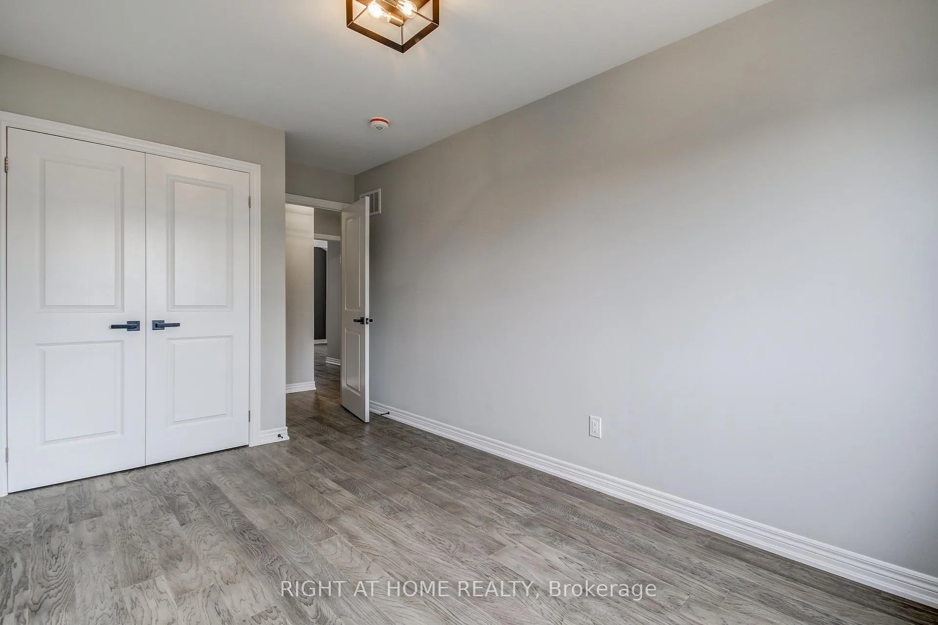 Photo 30 of 35 Genoa Drive, Hamilton, Ryckmans — HOMEH