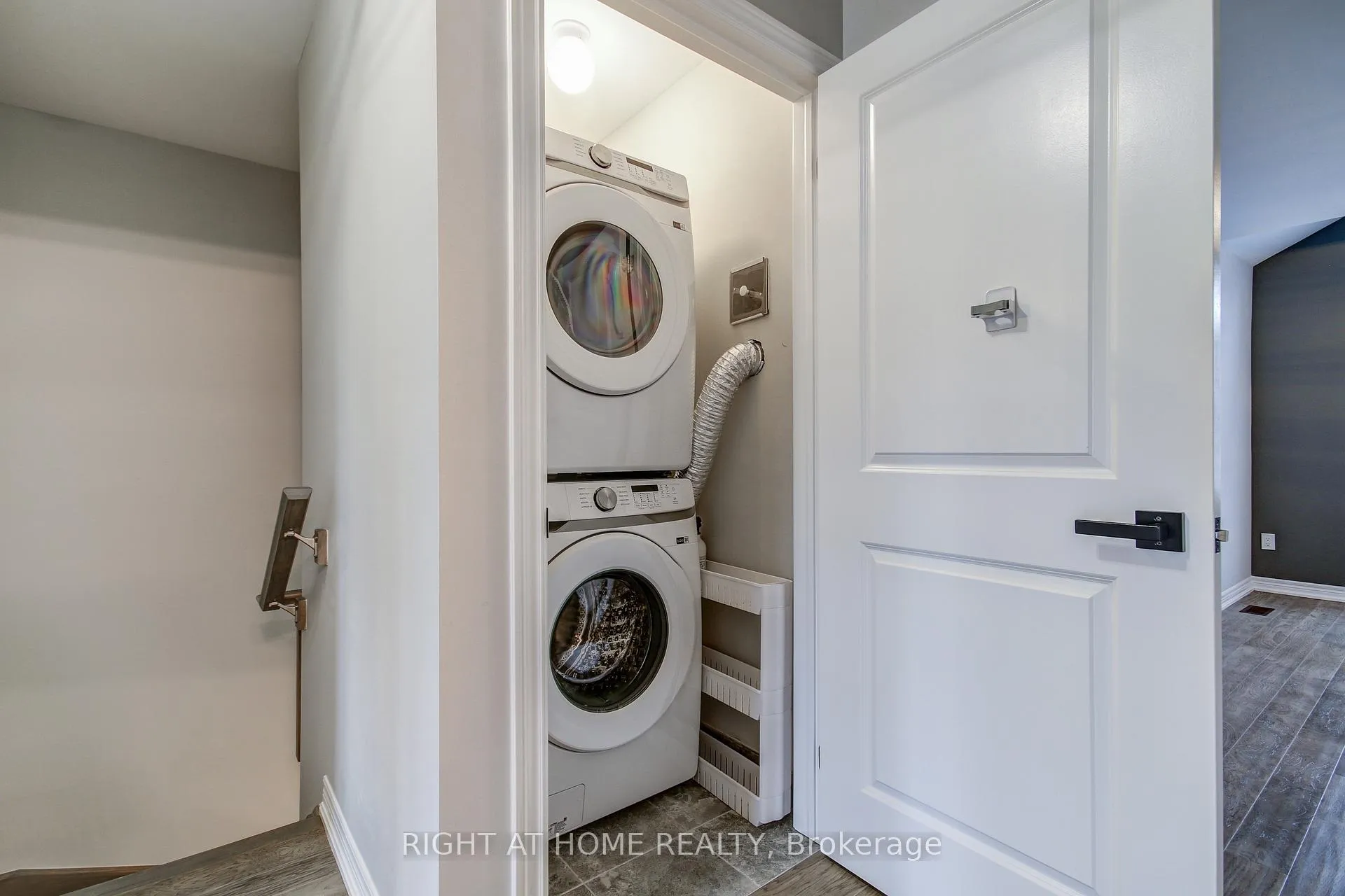 Photo 37 of 35 Genoa Drive, Hamilton, Ryckmans — HOMEH