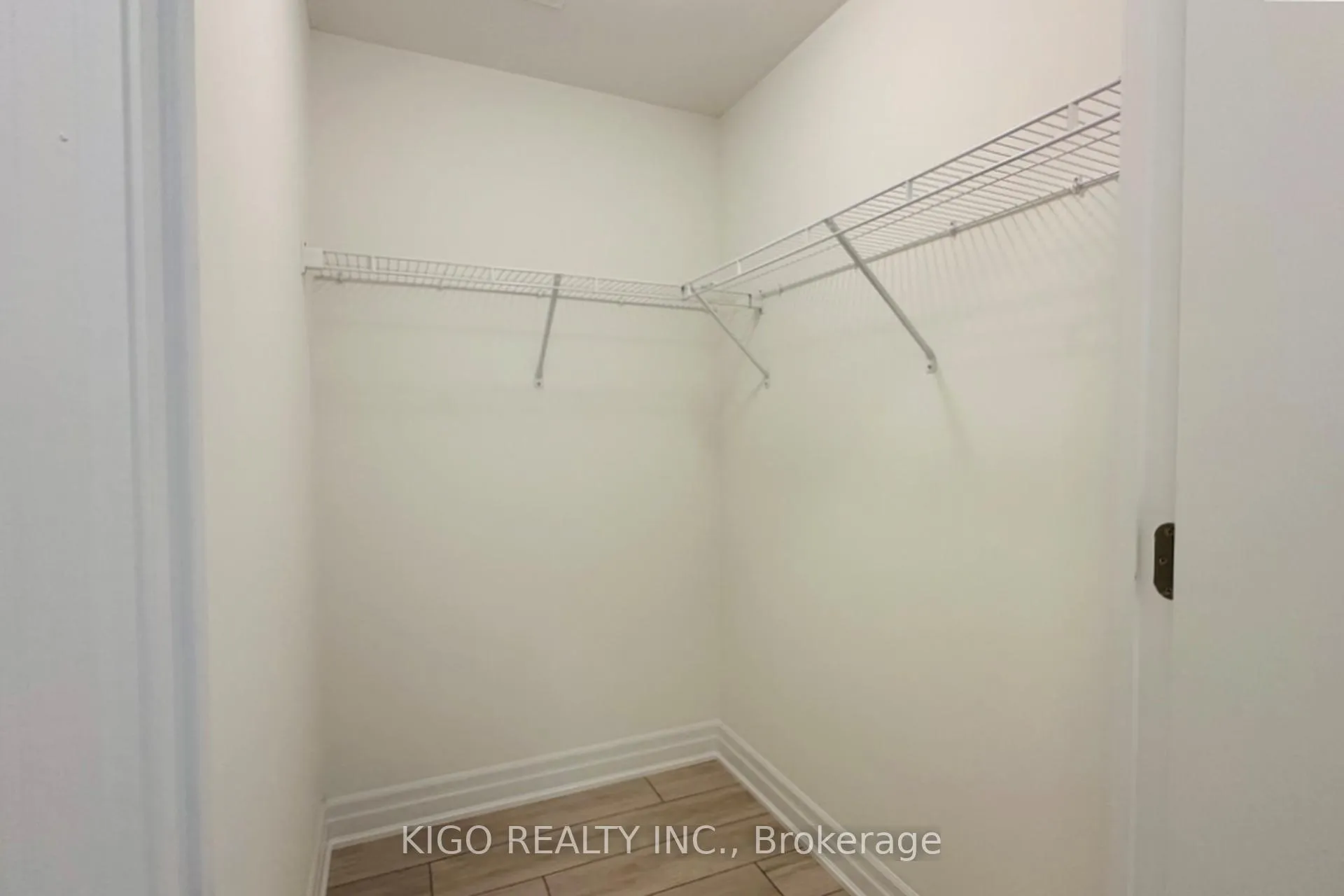 Photo 15 of Unit 210, 30 Elm Drive W, Mississauga, Fairview — HOMEH