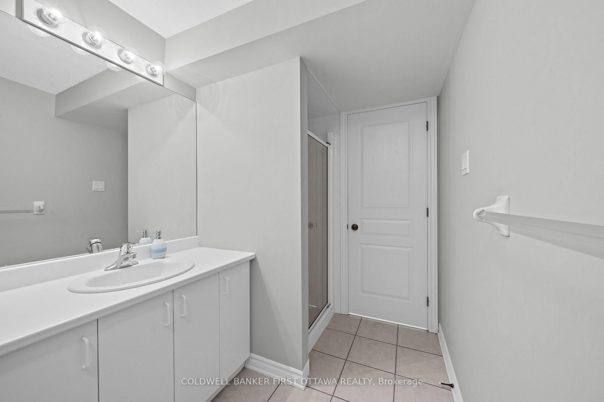 Photo 37 of 2803 St. Stephen's Street, Ottawa, Fairfield Heights — HOMEH