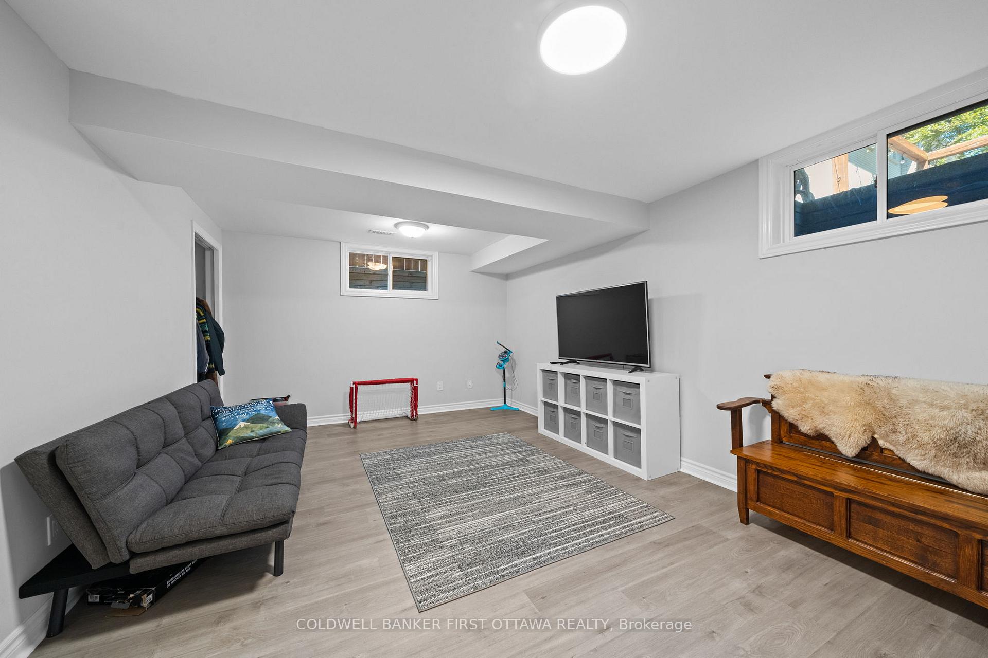 Photo 38 of 2803 St. Stephen's Street, Ottawa, Fairfield Heights — HOMEH