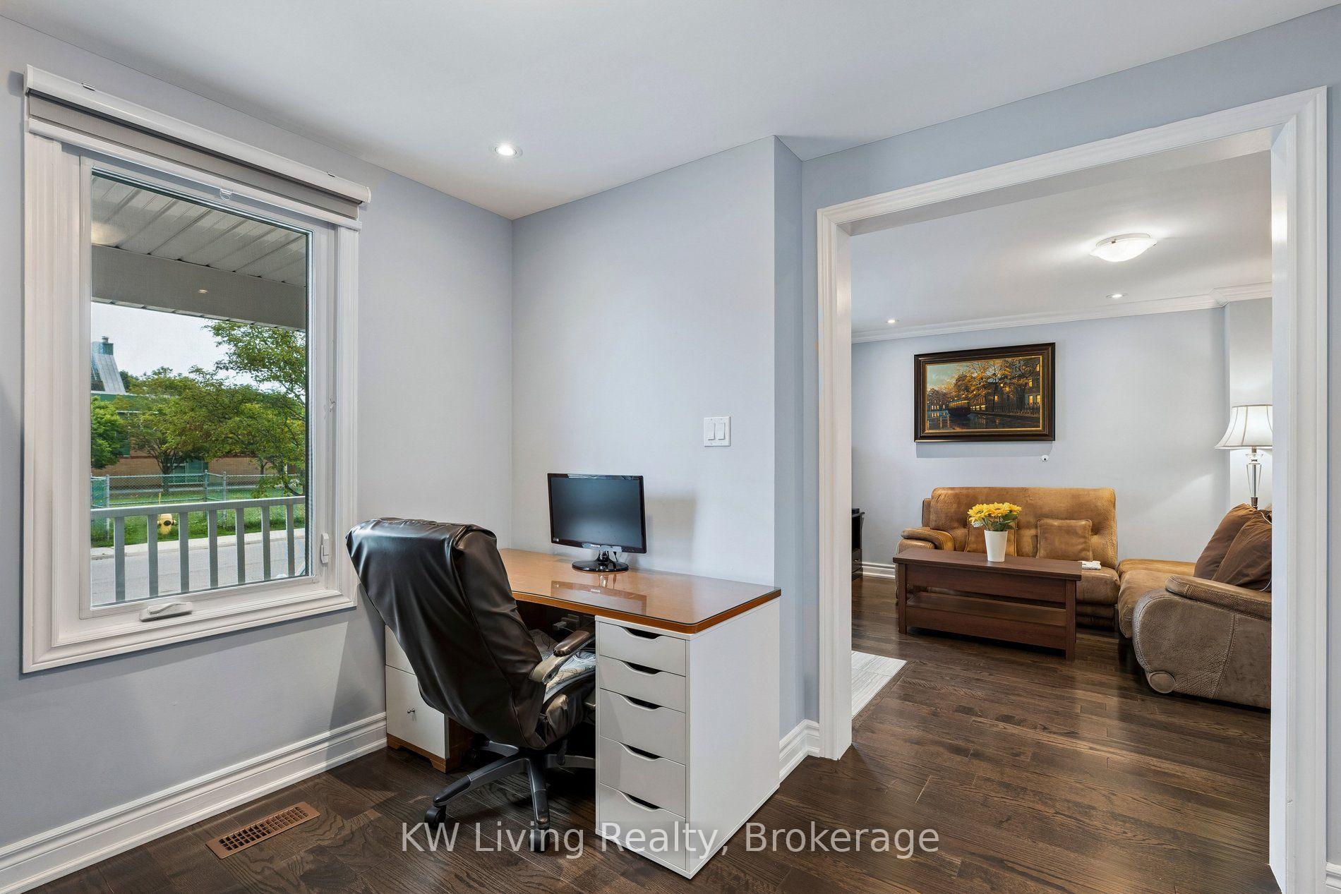 Photo 11 of 116 Seventh Street, Etobicoke, New Toronto — HOMEH