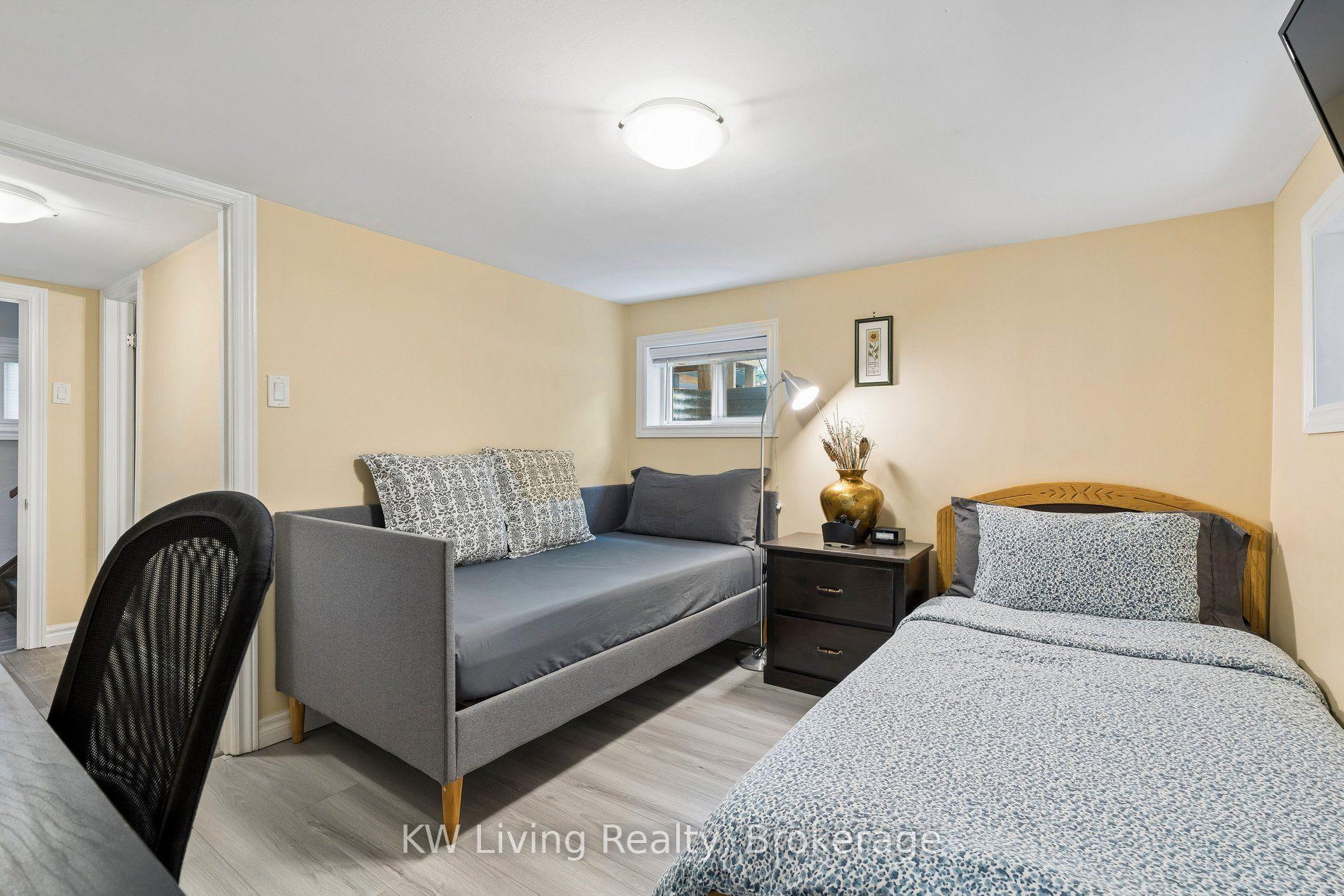 Photo 21 of 116 Seventh Street, Etobicoke, New Toronto — HOMEH