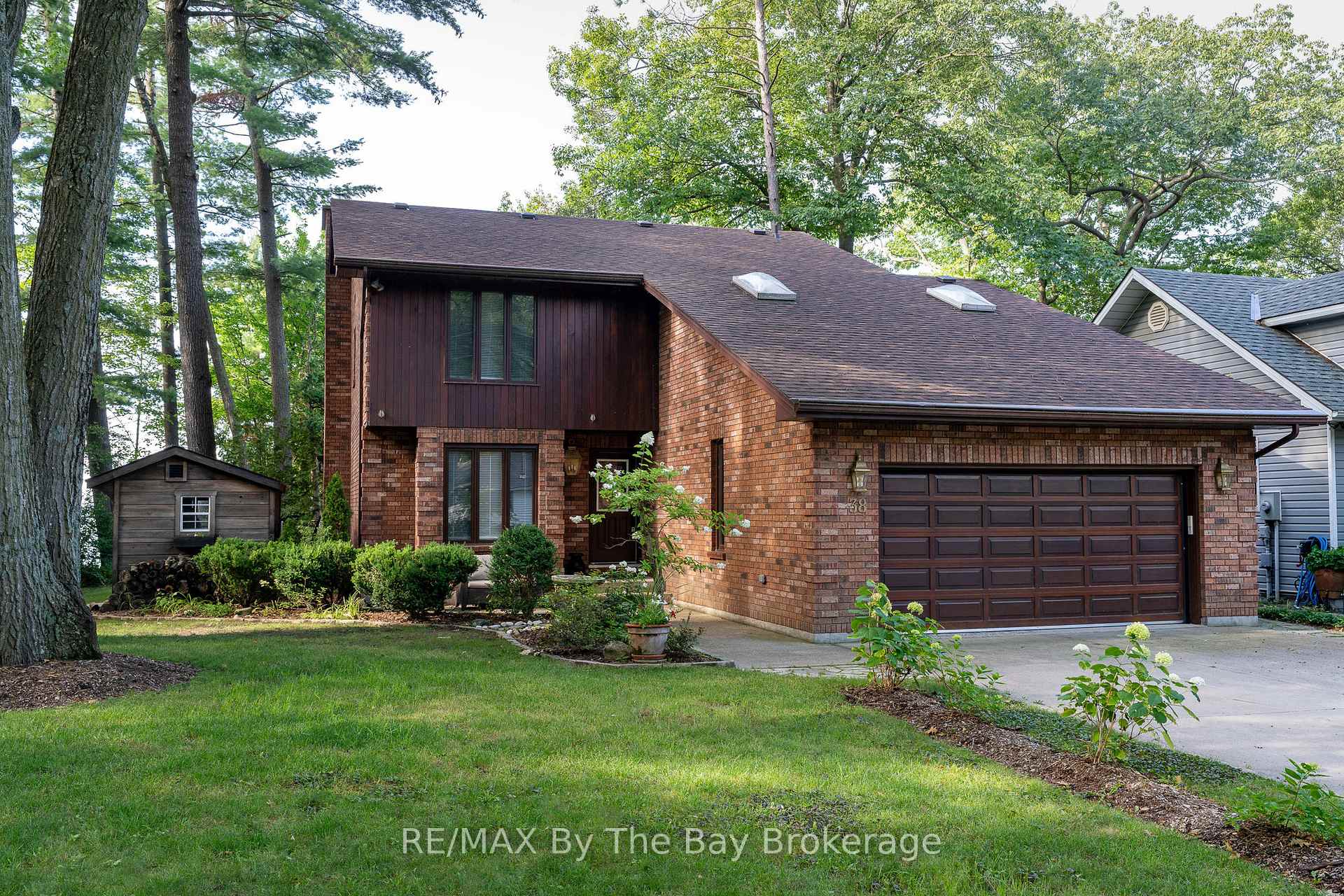 Photo 3 of 38 Willow Drive, Tiny, Rural Tiny — HOMEH
