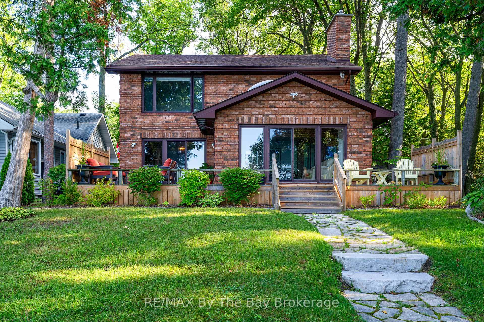 Photo 8 of 38 Willow Drive, Tiny, Rural Tiny — HOMEH