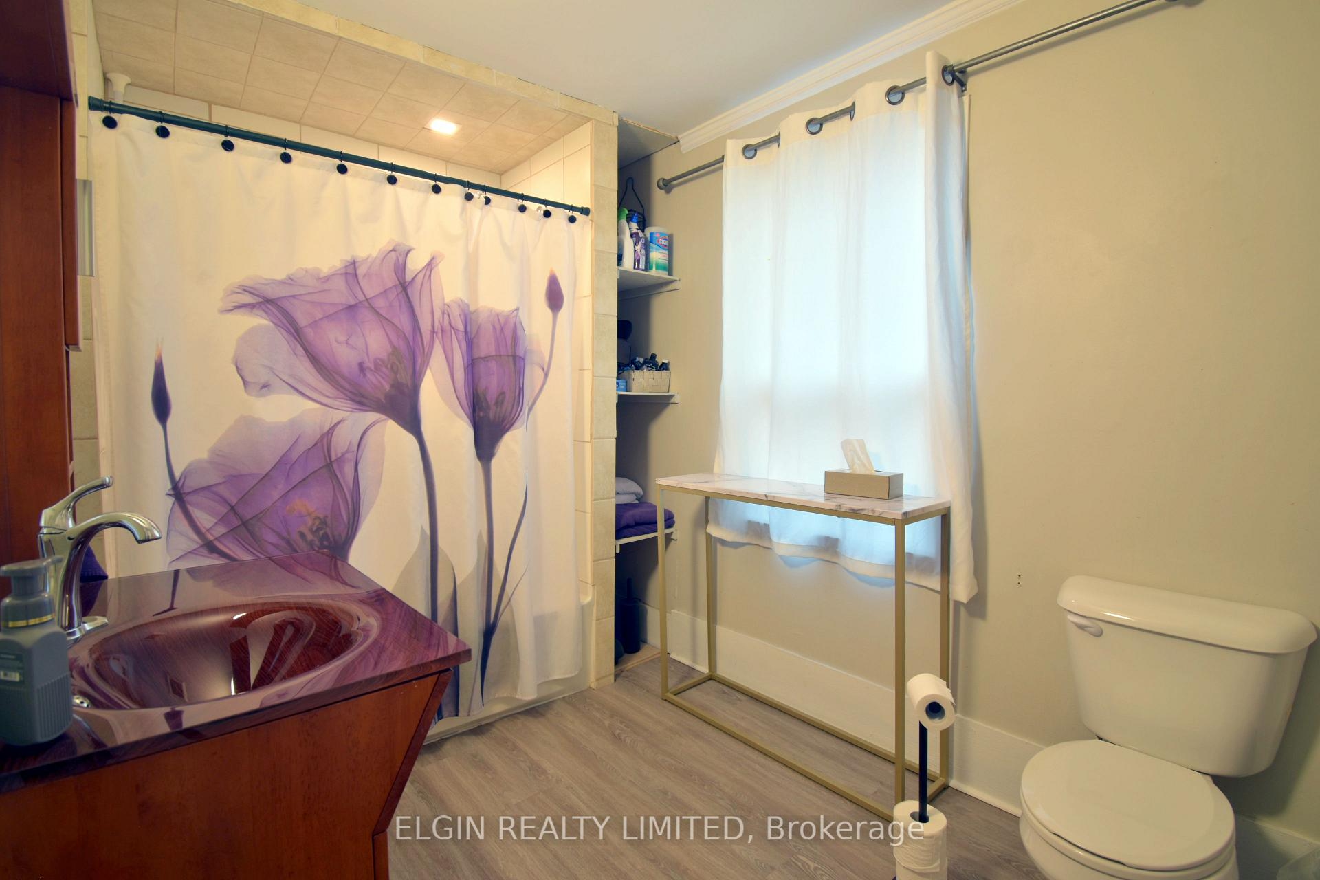 Photo 22 of 57 Scott Street, St. Thomas — HOMEH