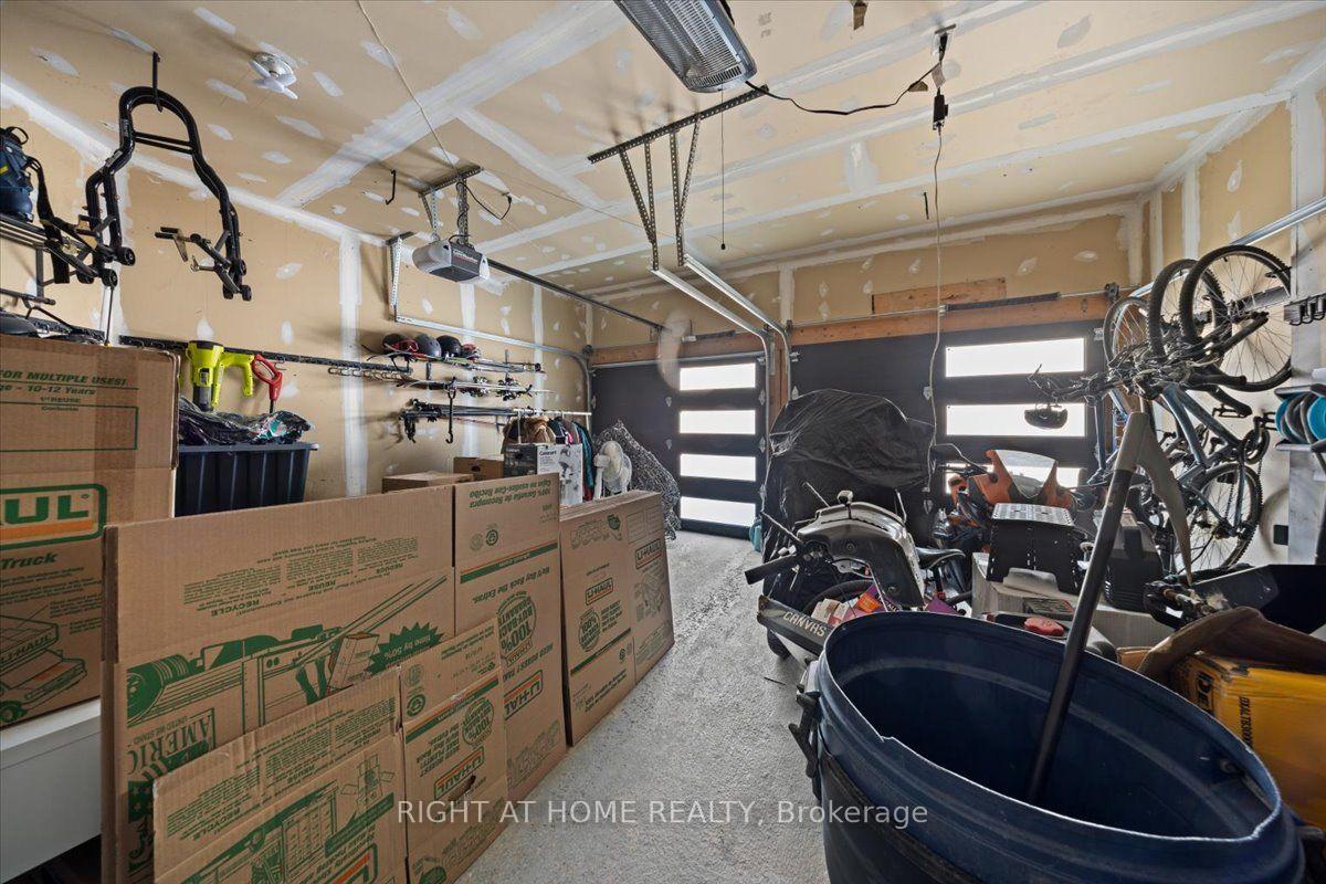 Photo 47 of 850 Feather Moss Way, Ottawa, Riverside South/Gloucester Glen — HOMEH
