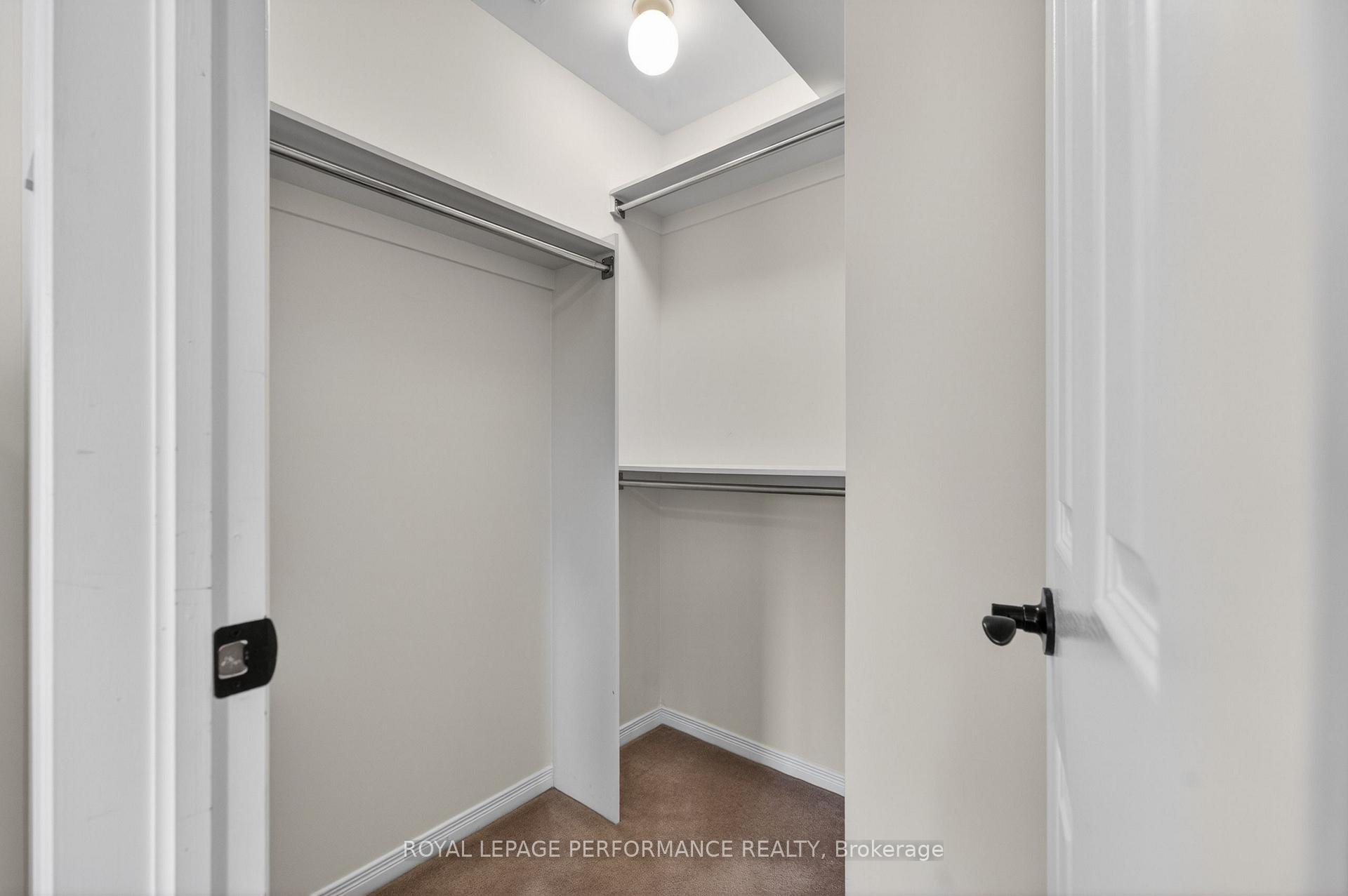 Photo 19 of 147 Fordham Private, Ottawa, Central Park — HOMEH
