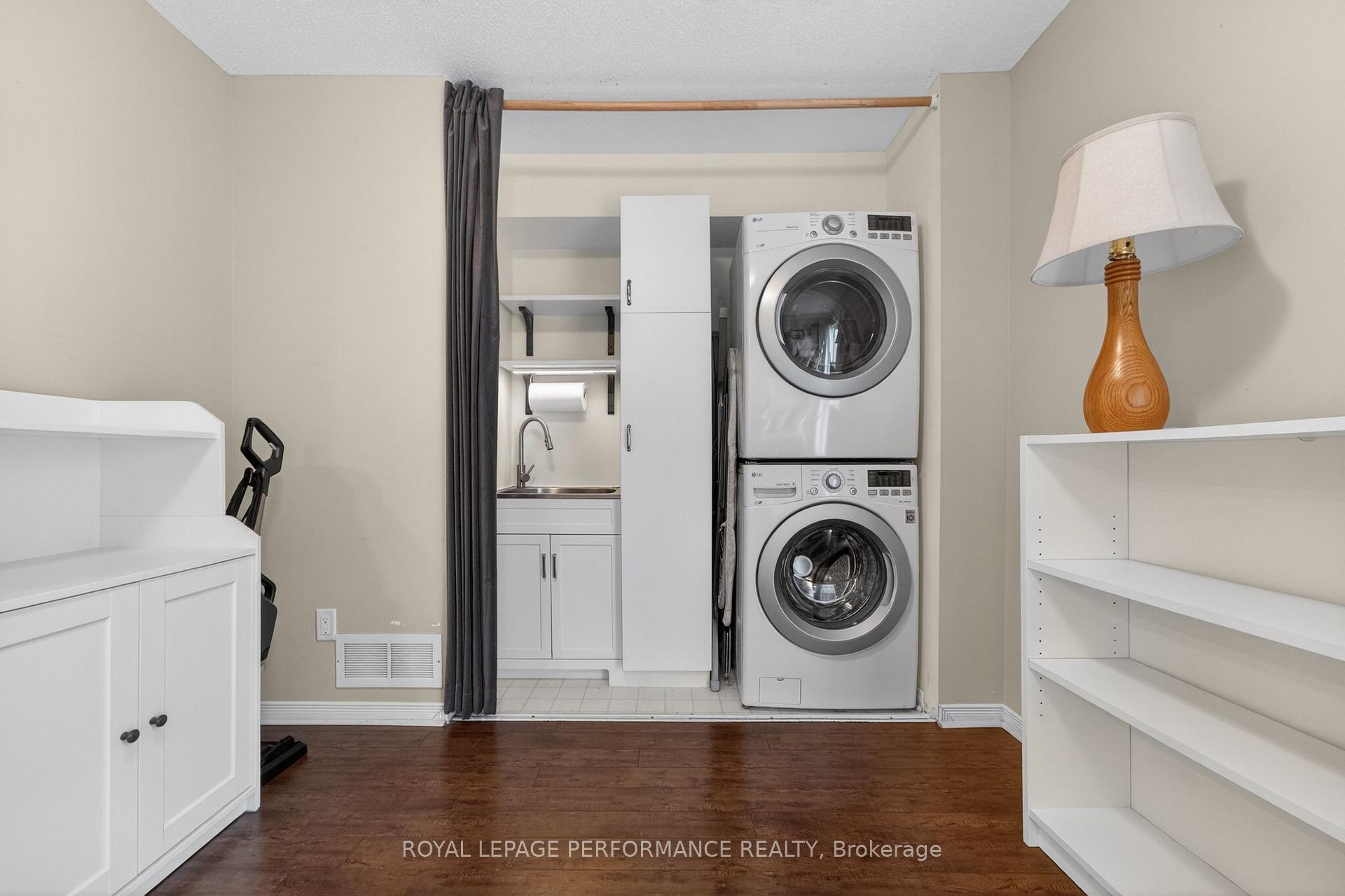 Photo 28 of 147 Fordham Private, Ottawa, Central Park — HOMEH