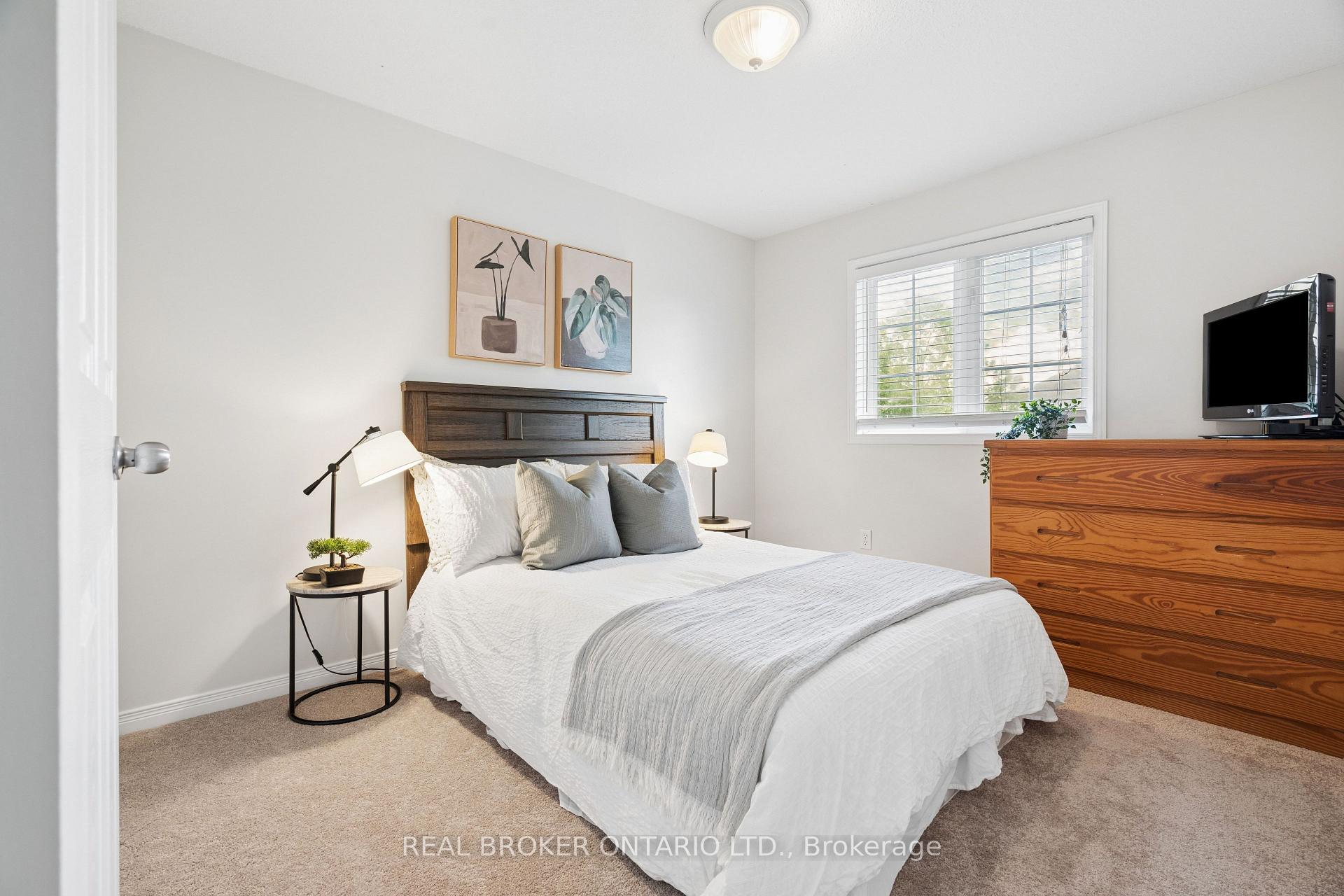 Photo 24 of 17 Ralston Drive, Guelph, Grange Road — HOMEH