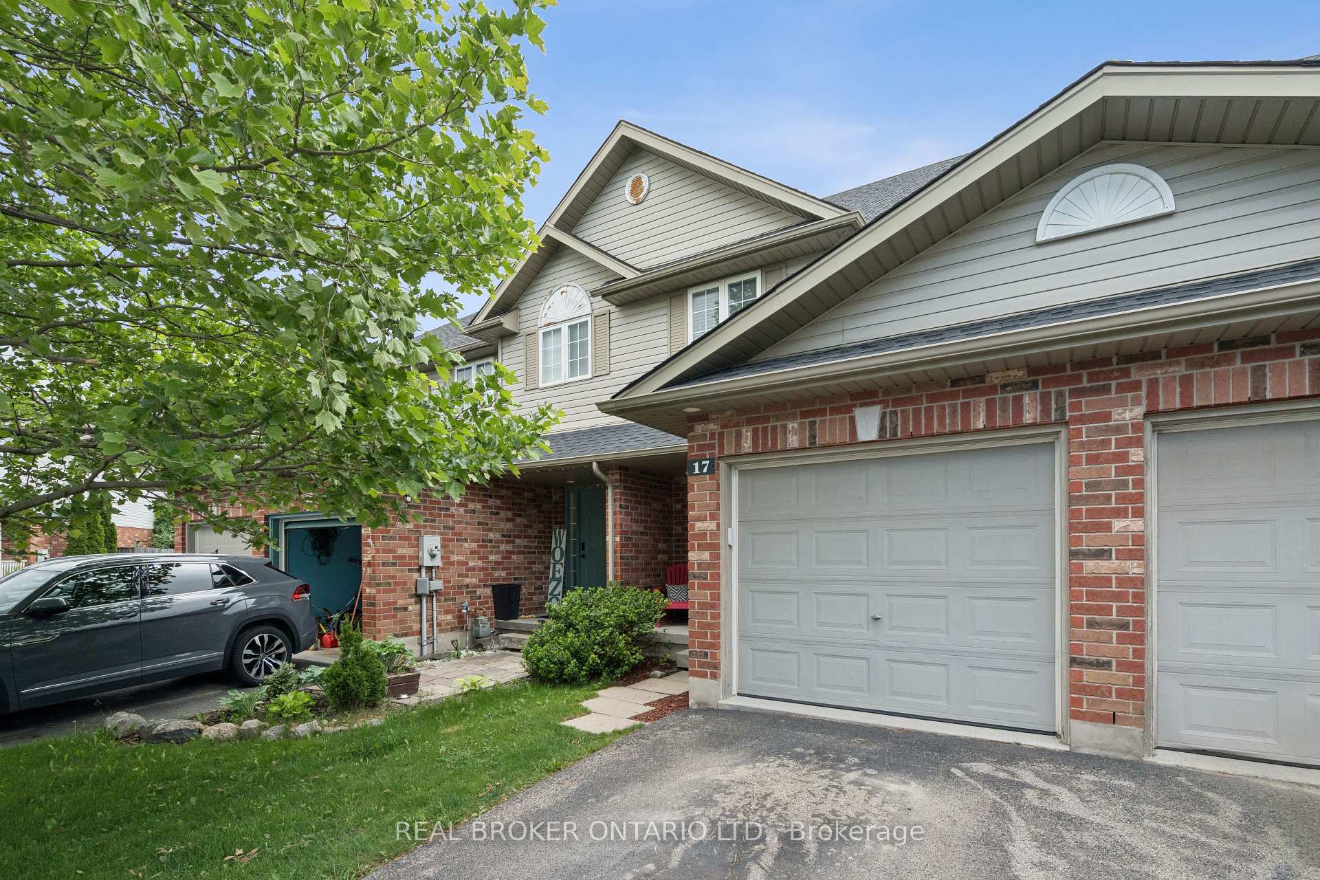 Photo 43 of 17 Ralston Drive, Guelph, Grange Road — HOMEH