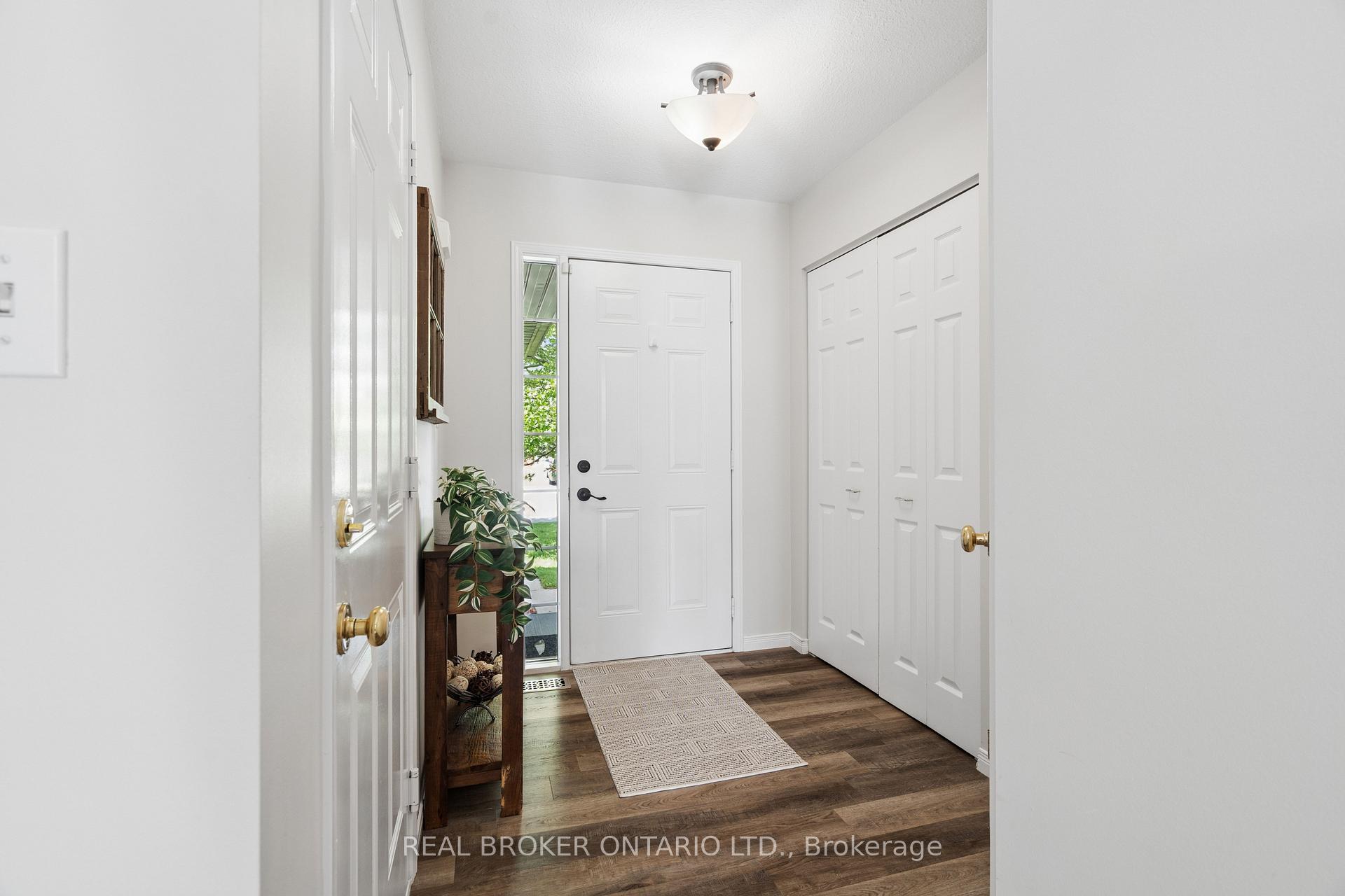 Photo 47 of 17 Ralston Drive, Guelph, Grange Road — HOMEH