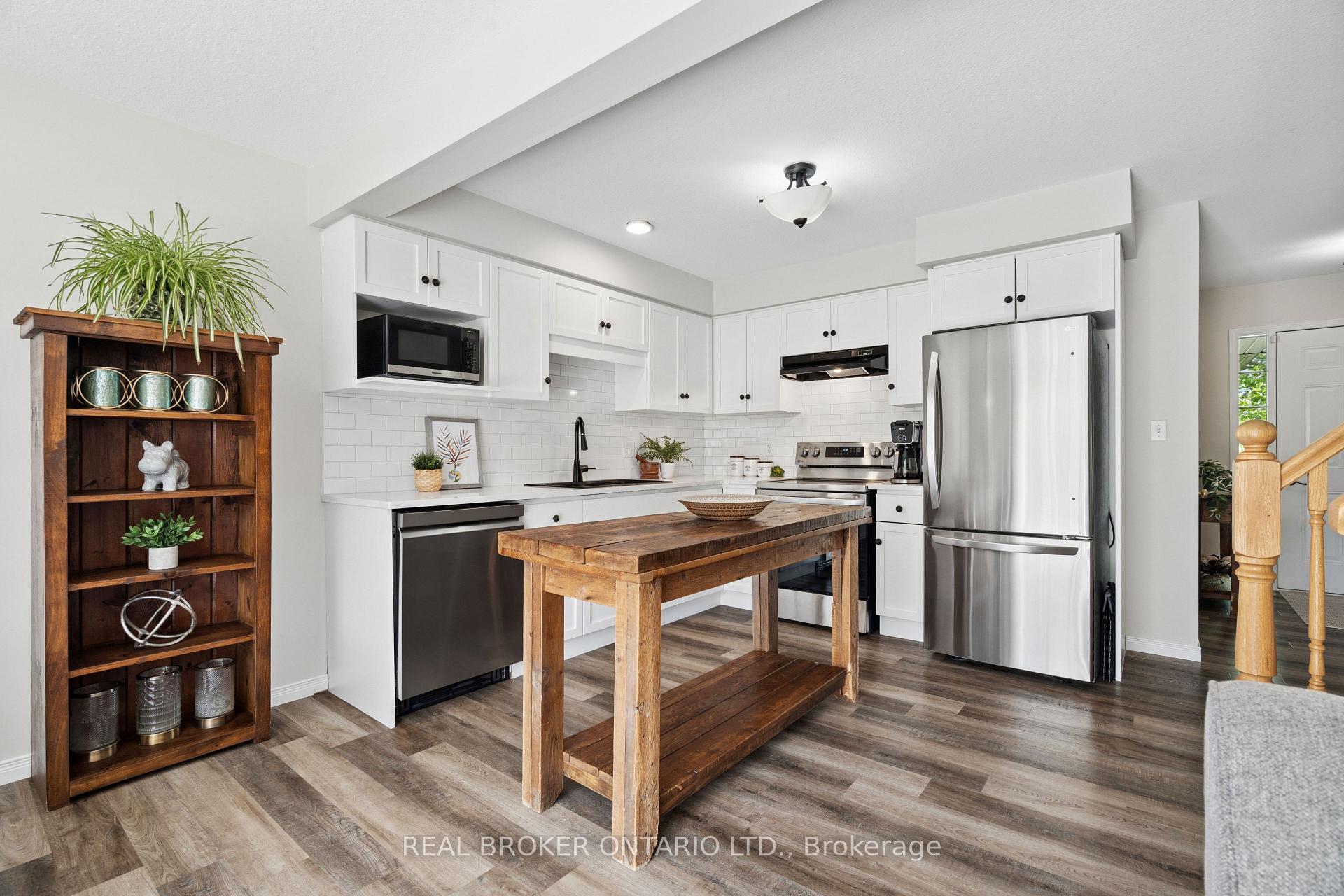 Photo 50 of 17 Ralston Drive, Guelph, Grange Road — HOMEH