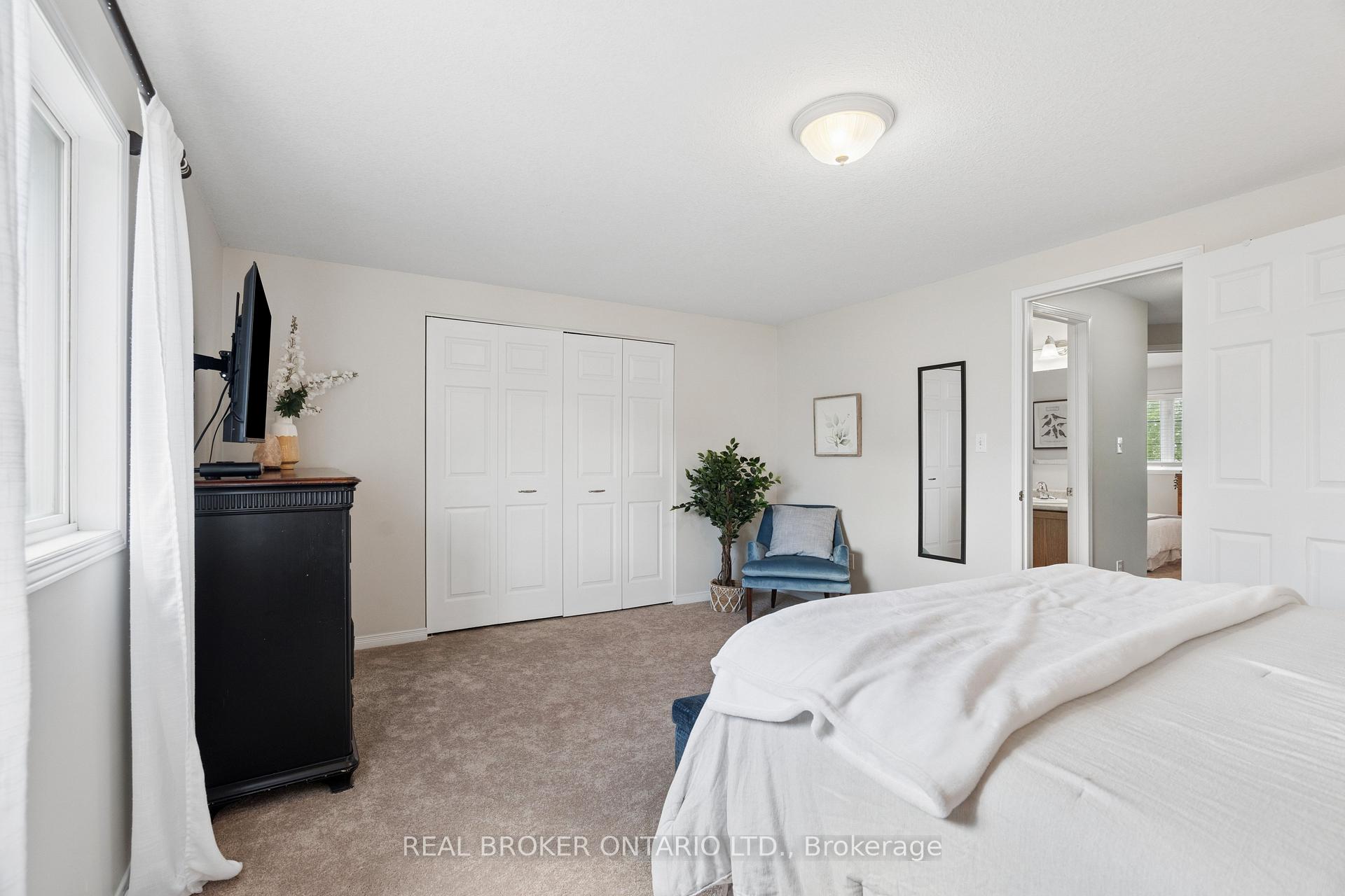 Photo 52 of 17 Ralston Drive, Guelph, Grange Road — HOMEH