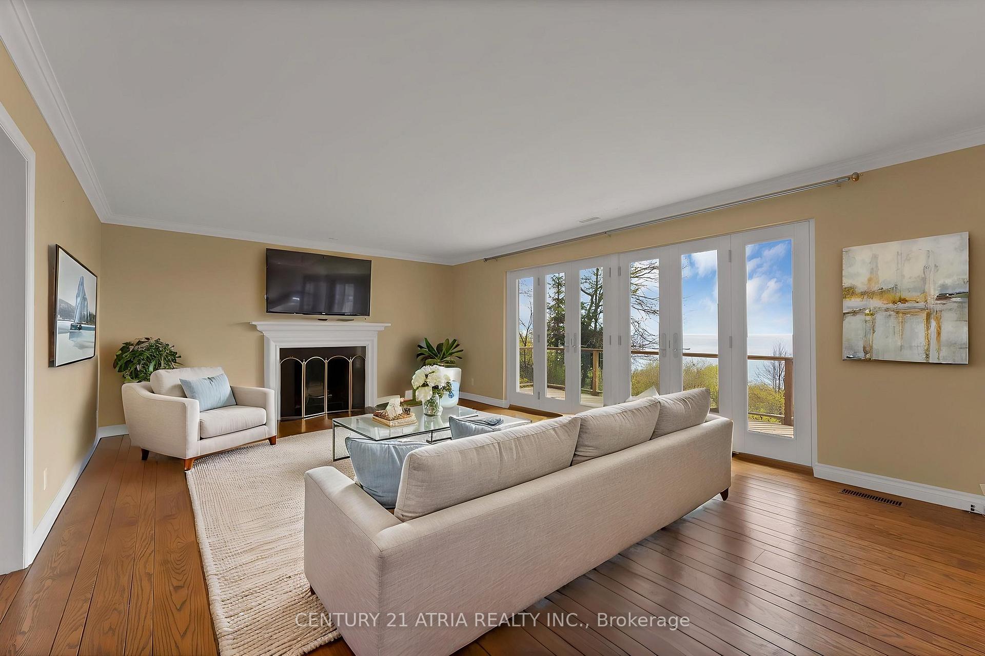 Photo 7 of 5 Hill Crescent, Scarborough, Scarborough Village — HOMEH