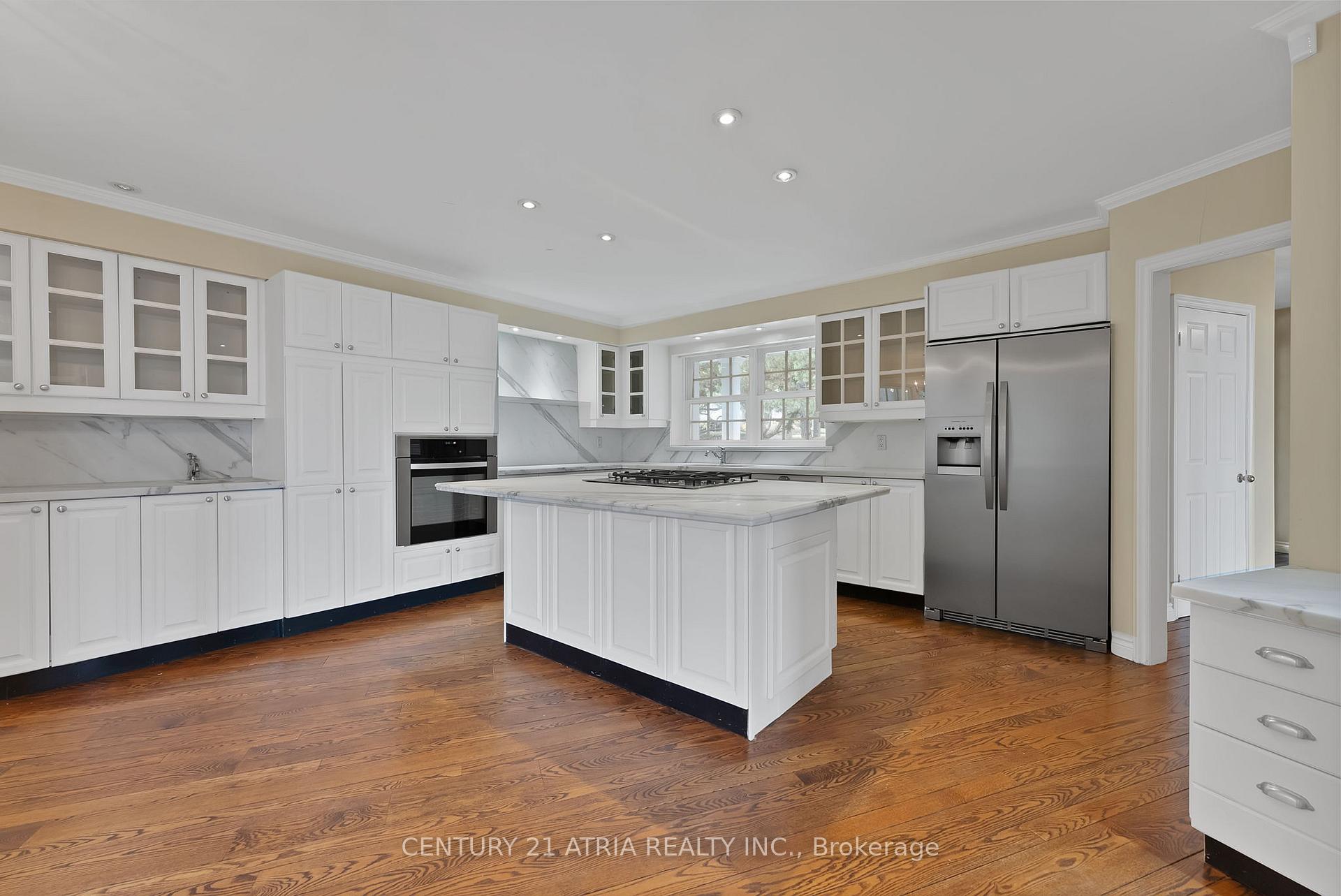 Photo 10 of 5 Hill Crescent, Scarborough, Scarborough Village — HOMEH