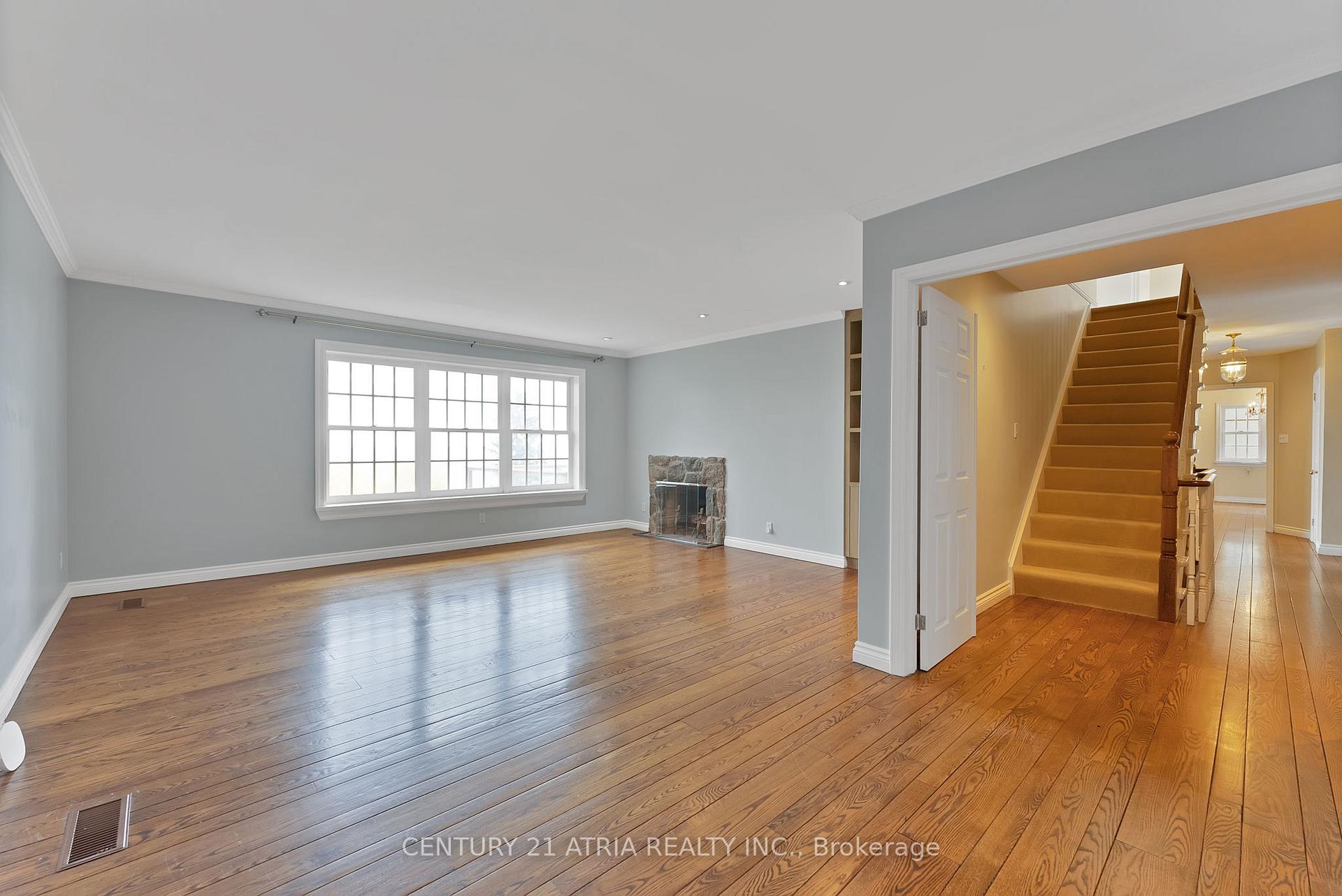 Photo 13 of 5 Hill Crescent, Scarborough, Scarborough Village — HOMEH