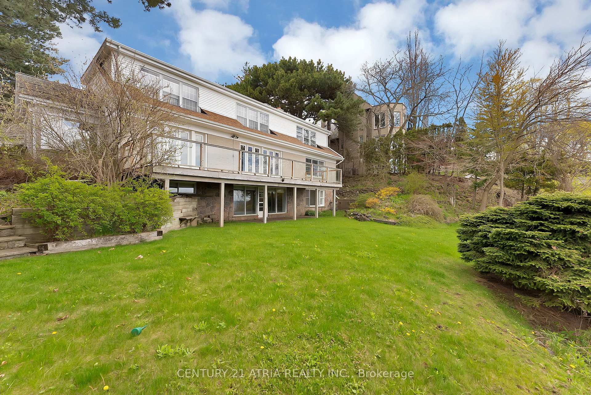 Photo 38 of 5 Hill Crescent, Scarborough, Scarborough Village — HOMEH