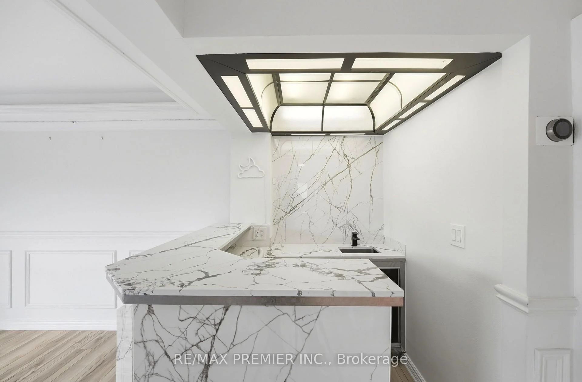 Photo 20 of Unit Lower Level, 21 Avon Crescent, Vaughan, East Woodbridge — HOMEH