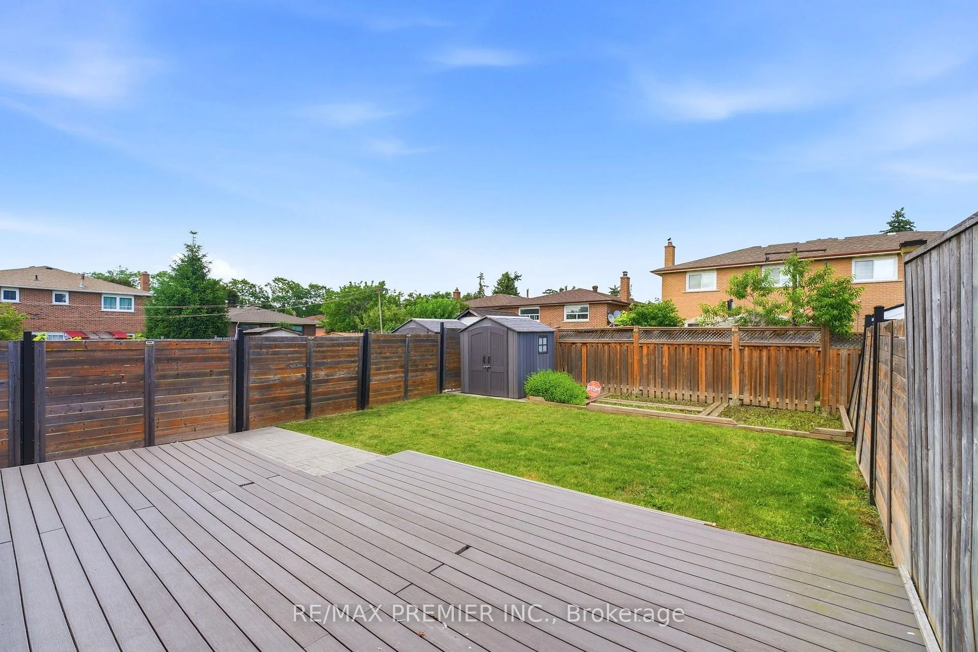 Photo 37 of Unit Lower Level, 21 Avon Crescent, Vaughan, East Woodbridge — HOMEH