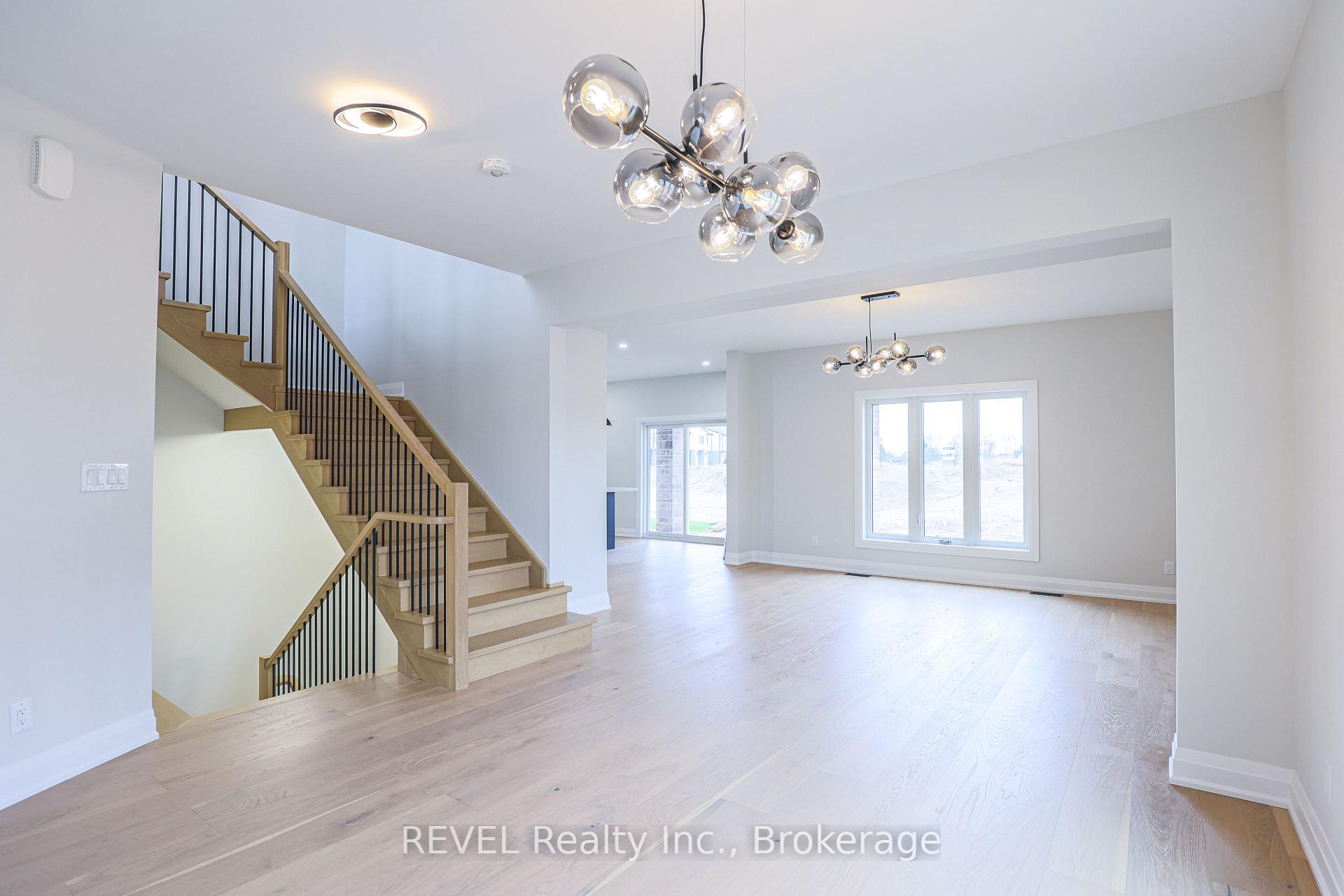 Photo 7 of 111 Acacia Road, Pelham, Fonthill — HOMEH