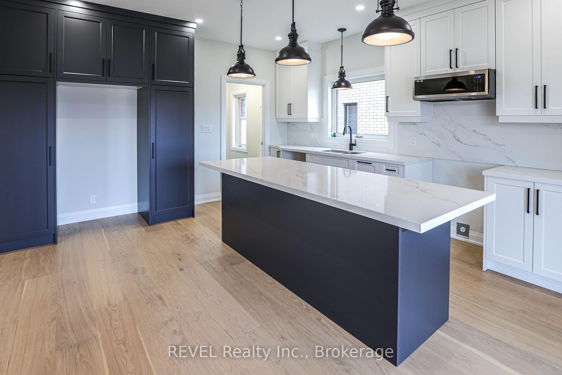 Photo 14 of 111 Acacia Road, Pelham, Fonthill — HOMEH