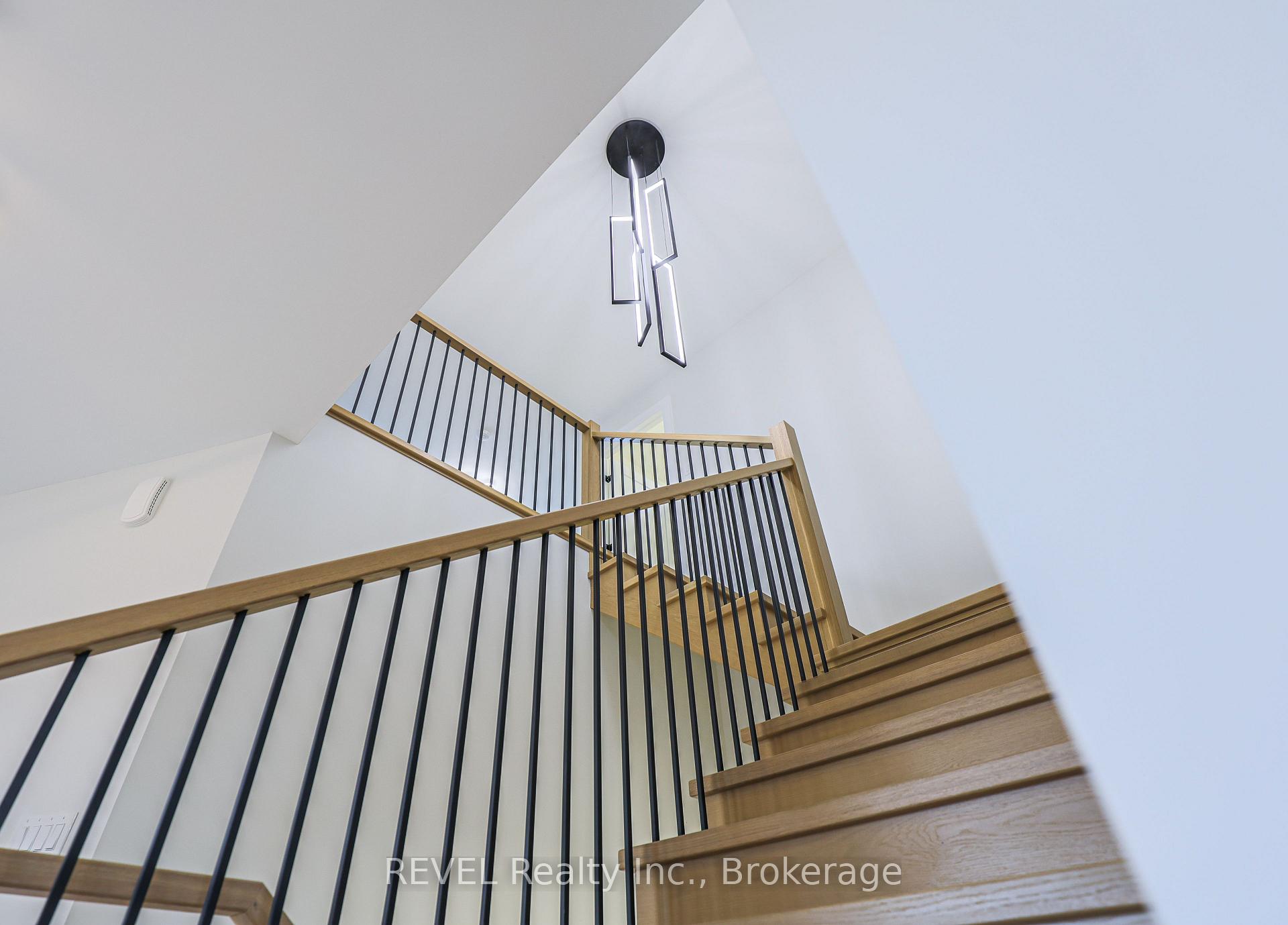 Photo 16 of 111 Acacia Road, Pelham, Fonthill — HOMEH