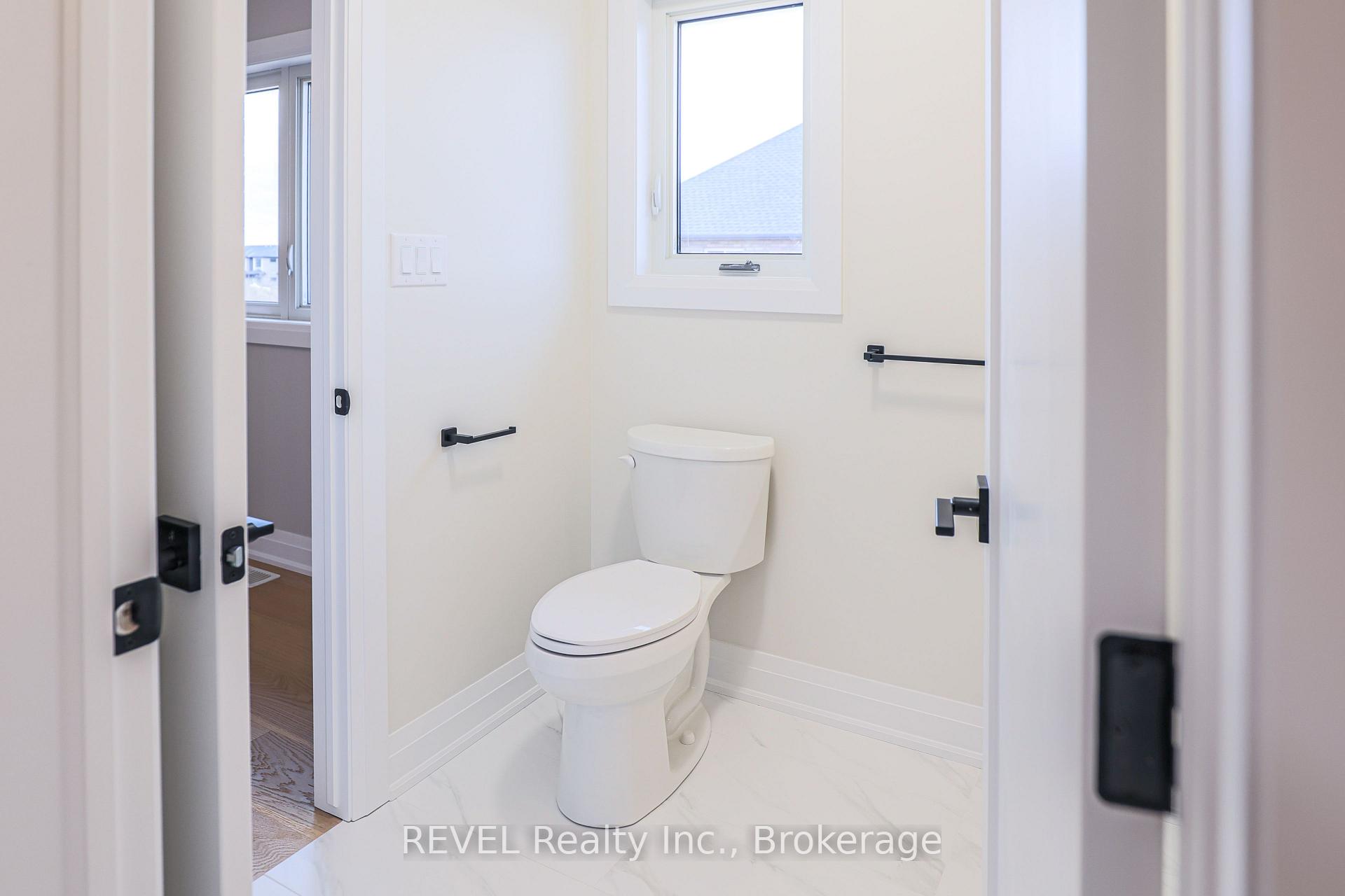 Photo 24 of 111 Acacia Road, Pelham, Fonthill — HOMEH