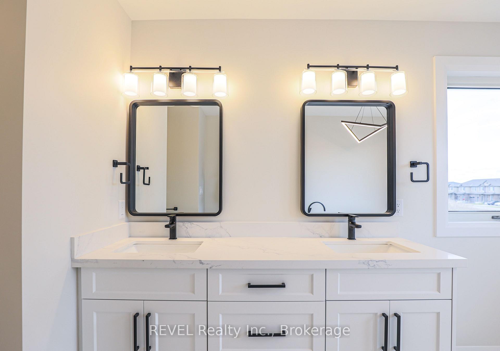Photo 30 of 111 Acacia Road, Pelham, Fonthill — HOMEH