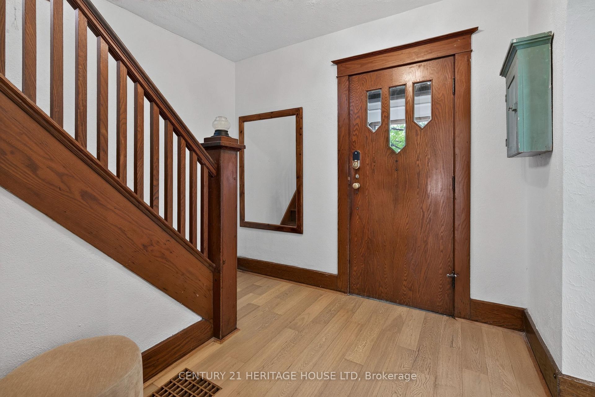Photo 3 of 98 Roger Street, Waterloo, Uptown Waterloo/North Ward — HOMEH