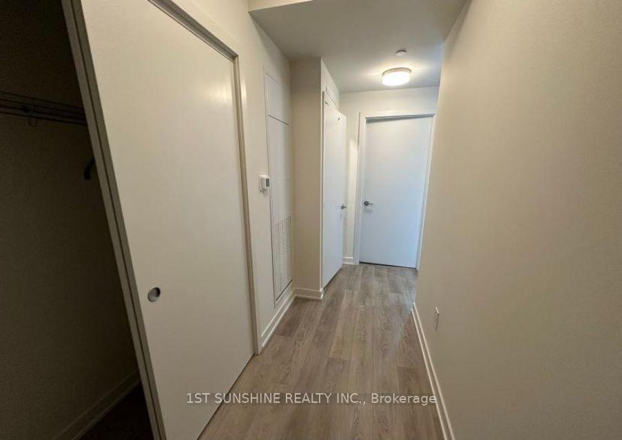 Photo 5 of Unit 724, 212 King Street, Hamilton, Beasley — HOMEH