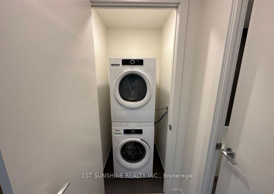 Photo 6 of Unit 724, 212 King Street, Hamilton, Beasley — HOMEH