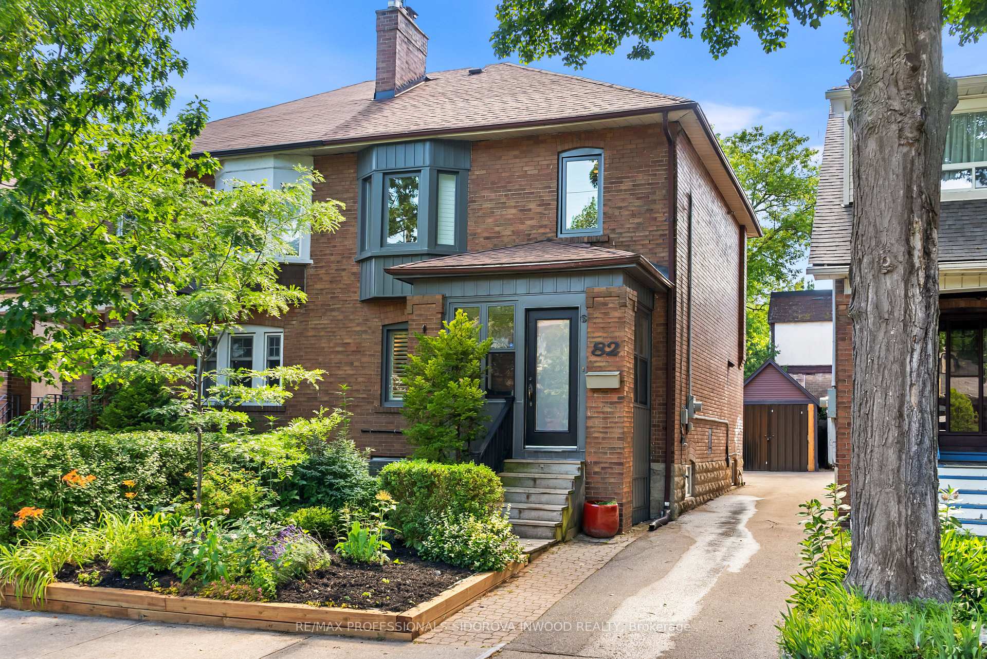 Photo 1 of 82 Durie Street, Toronto, High Park-Swansea — HOMEH
