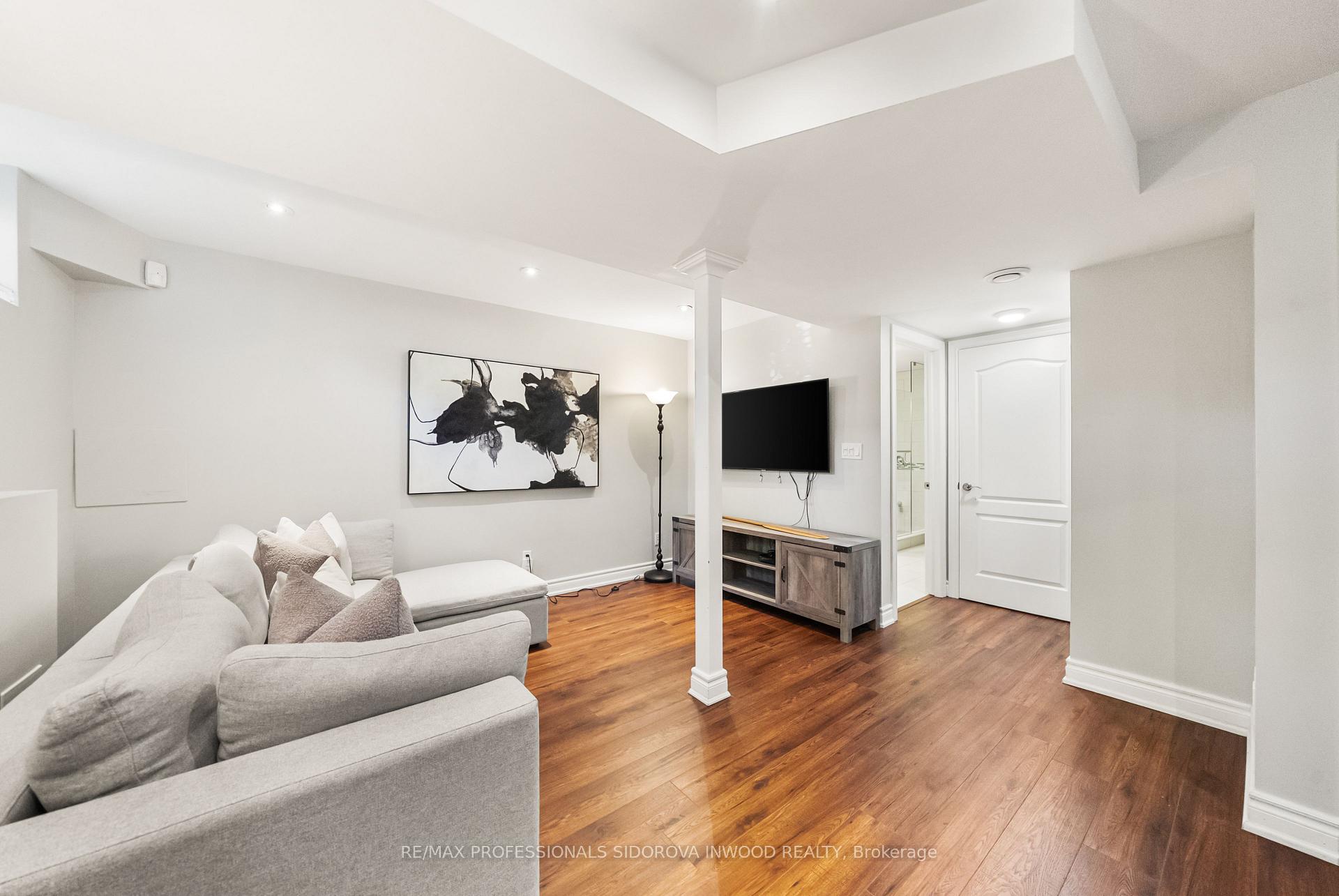 Photo 23 of 82 Durie Street, Toronto, High Park-Swansea — HOMEH