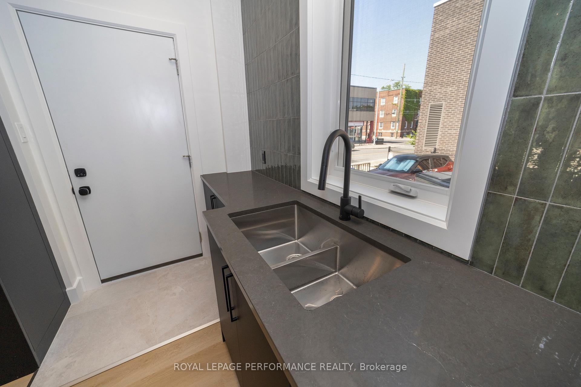 Photo 12 of Unit 1, 19 Monk Street, Ottawa, Glebe — HOMEH